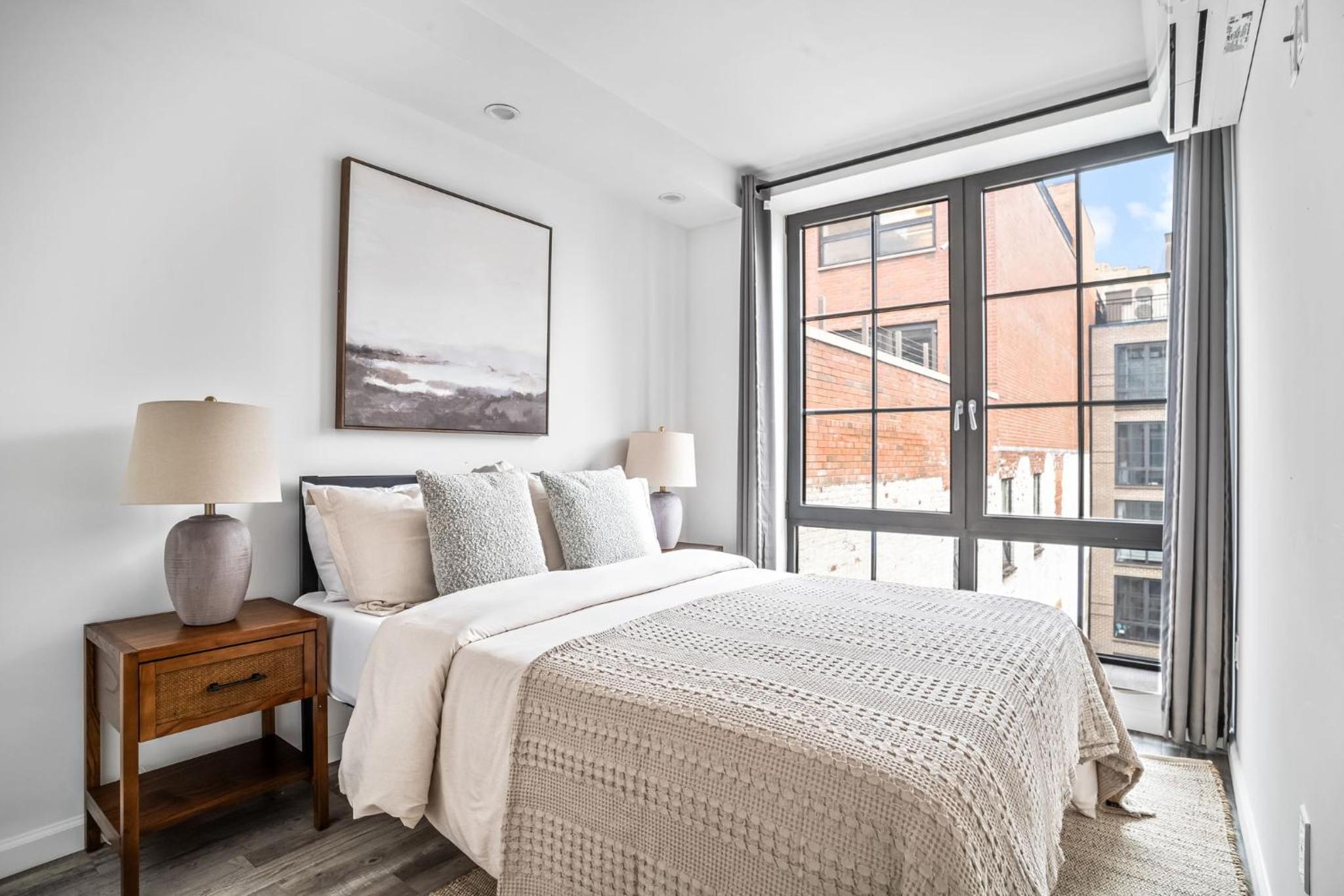 Modern 2-BR with Southern Views