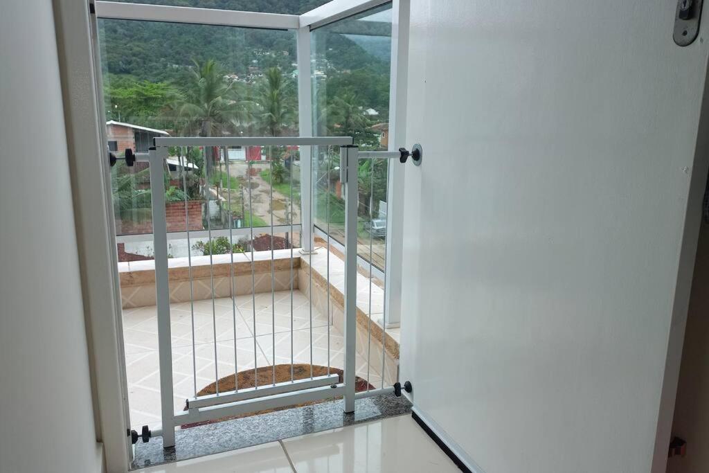 Apto aconchegante próximo a Praia e Centro Ubatuba