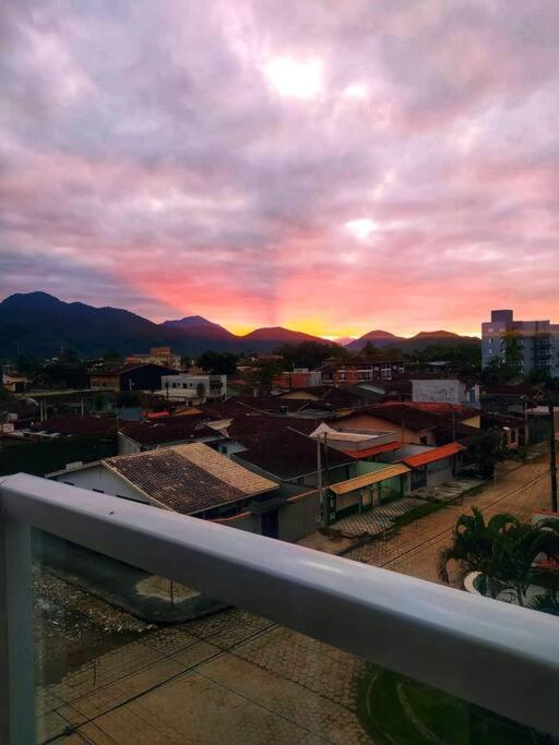 Apto aconchegante próximo a Praia e Centro Ubatuba