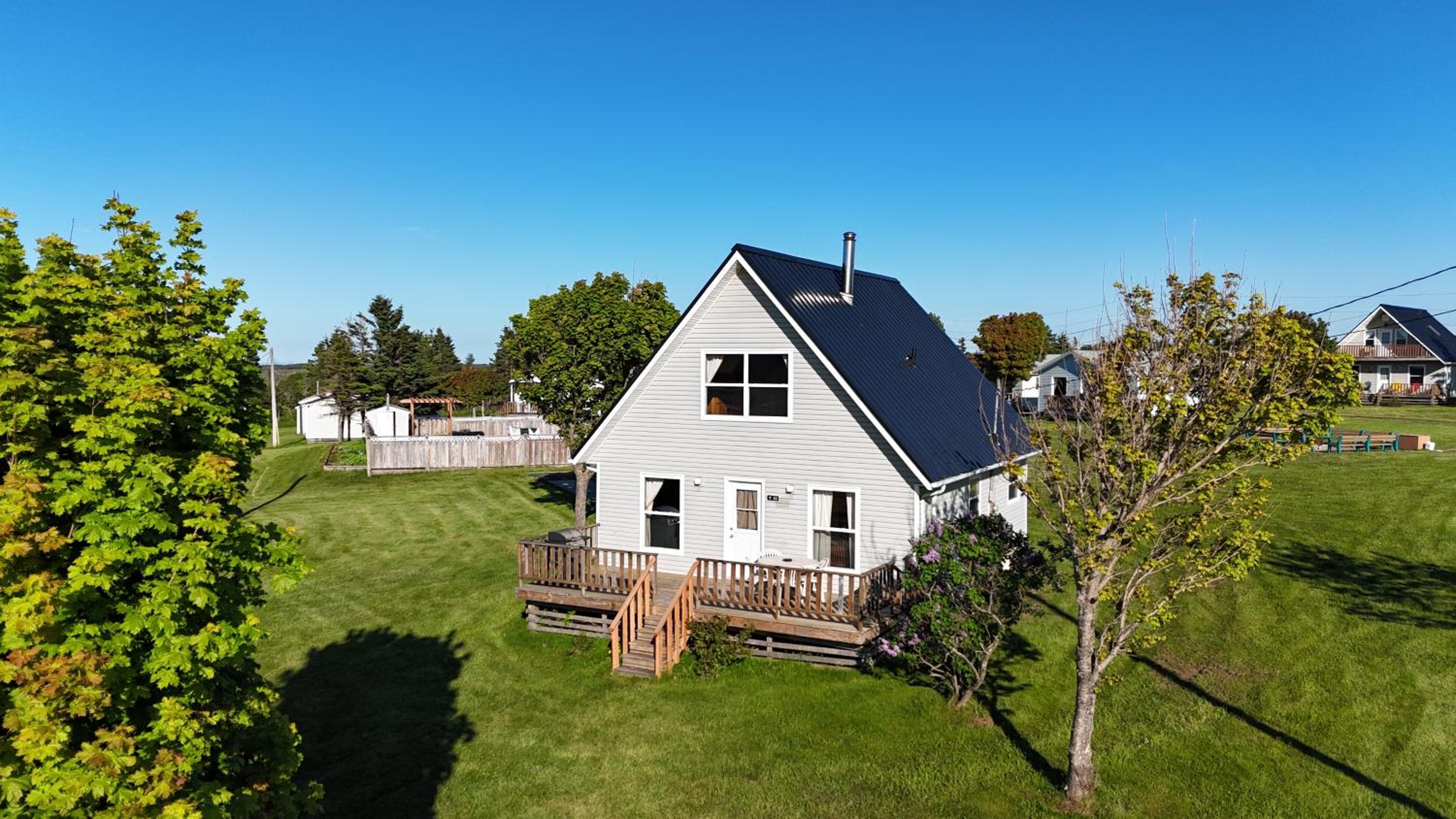 Cavendish Country Inn & Cottages