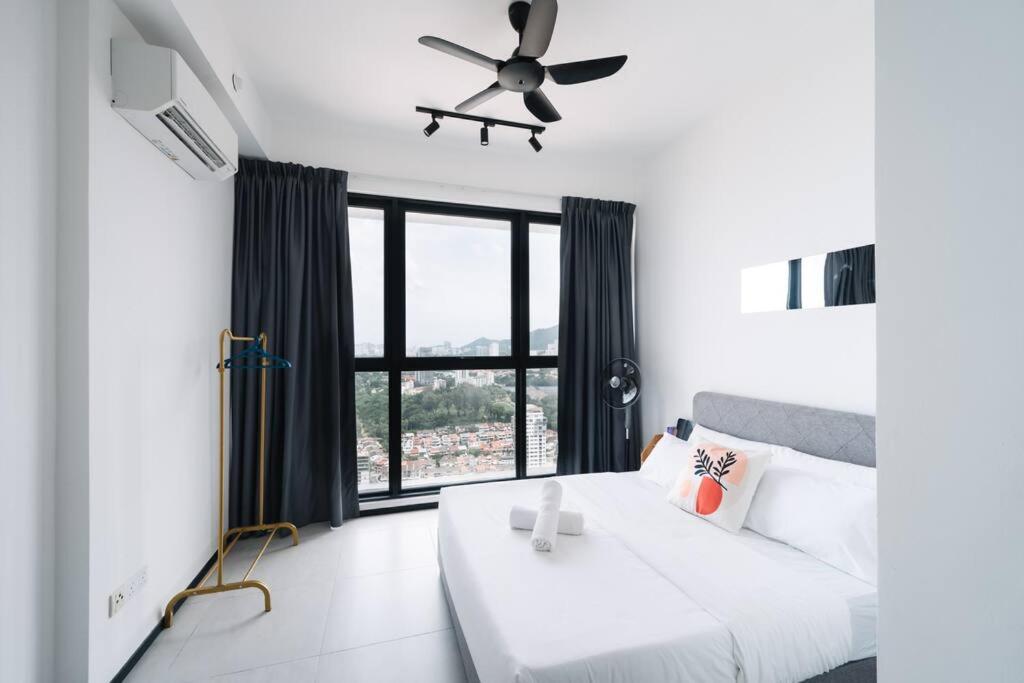 Seaview Infinity Pool 3BR 2Carparks 8Pax 401 photo 3