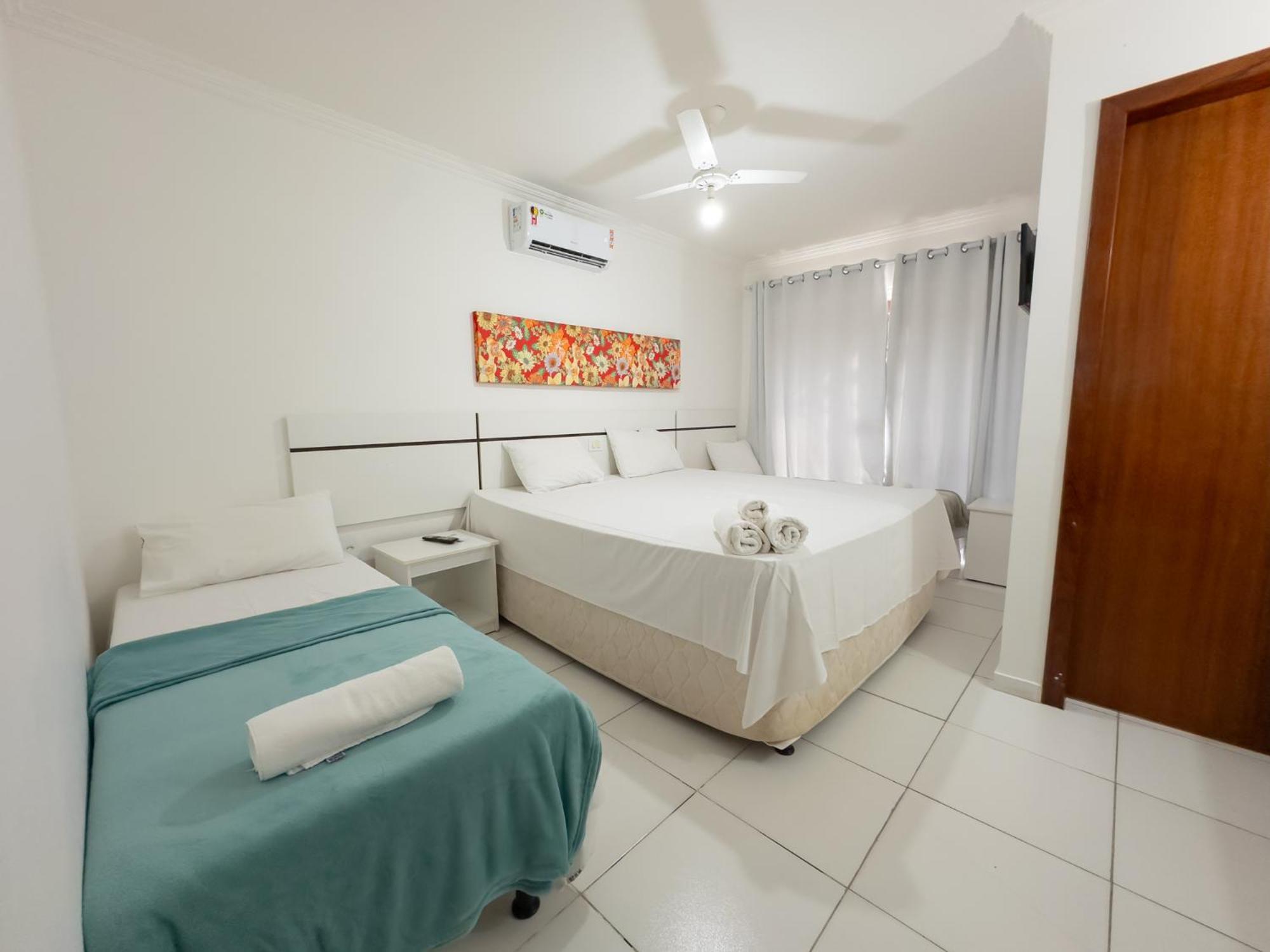 FLAT em residencial! Praia de taperapuan!
