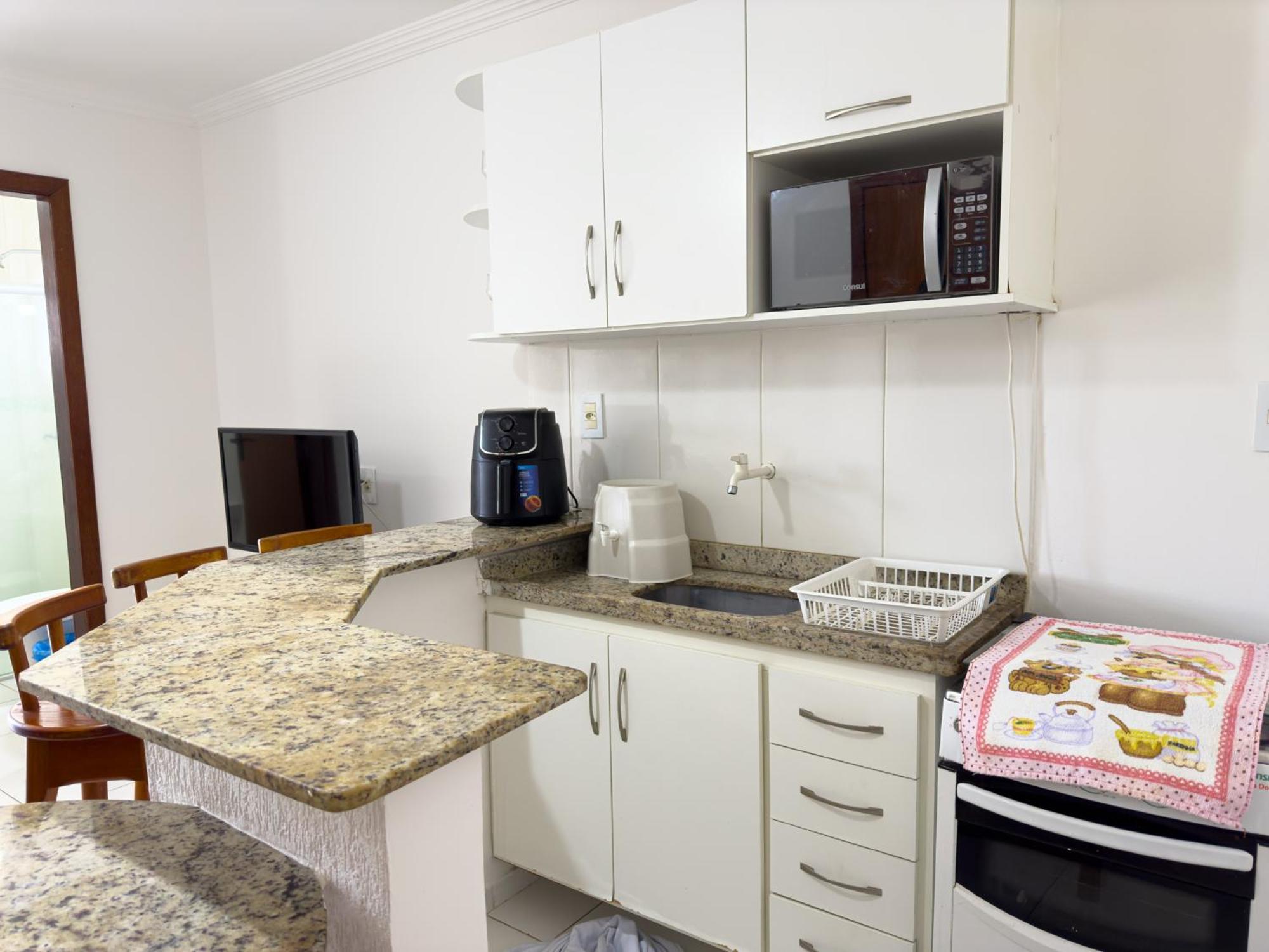 FLAT em residencial! Praia de taperapuan!