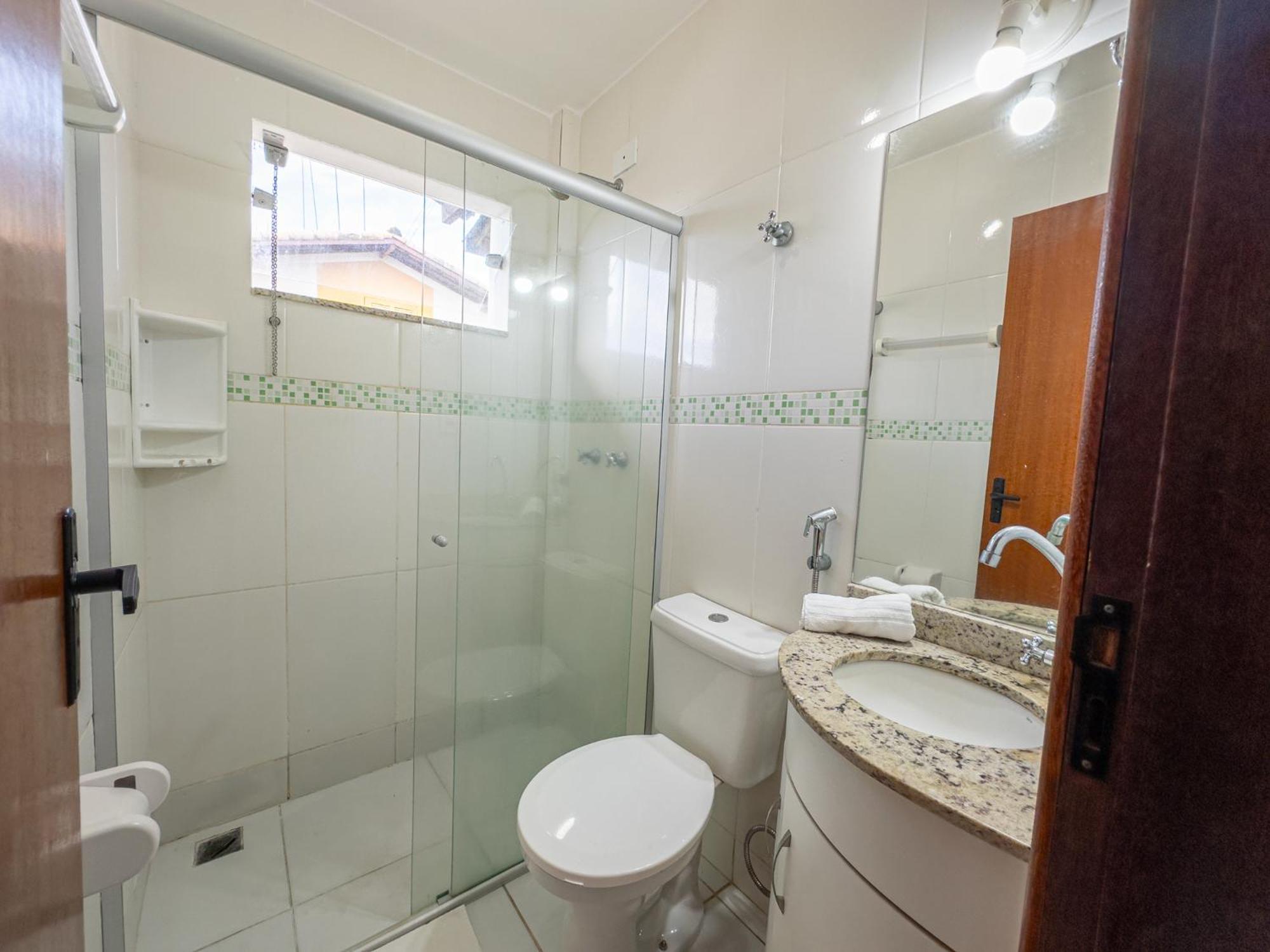 FLAT em residencial! Praia de taperapuan!