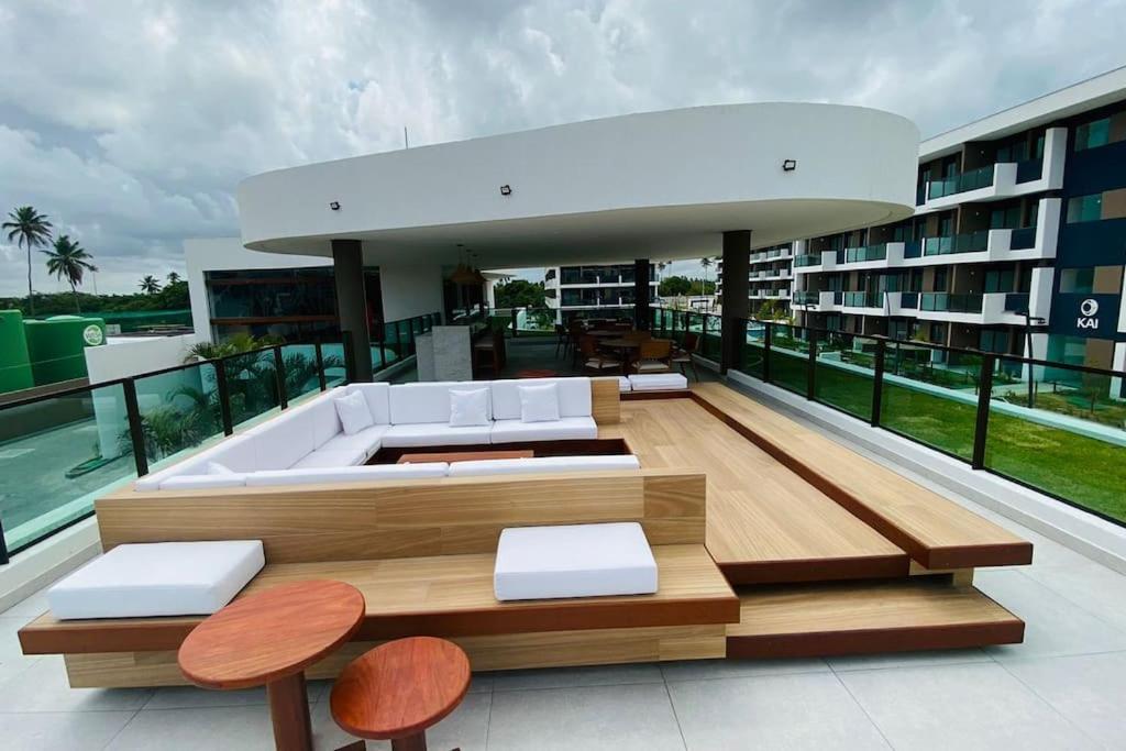 Muro Alto Makia • Vista Piscina • Luxo