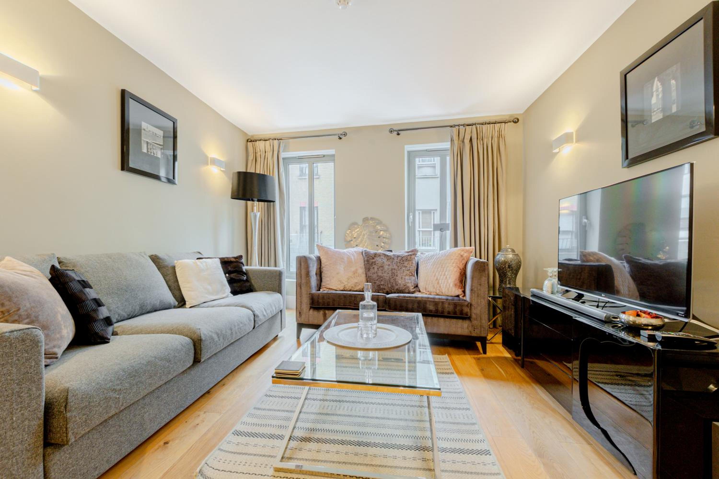 Fantastic Multilevel 3BR, Vibrant Angel, 5min Tube