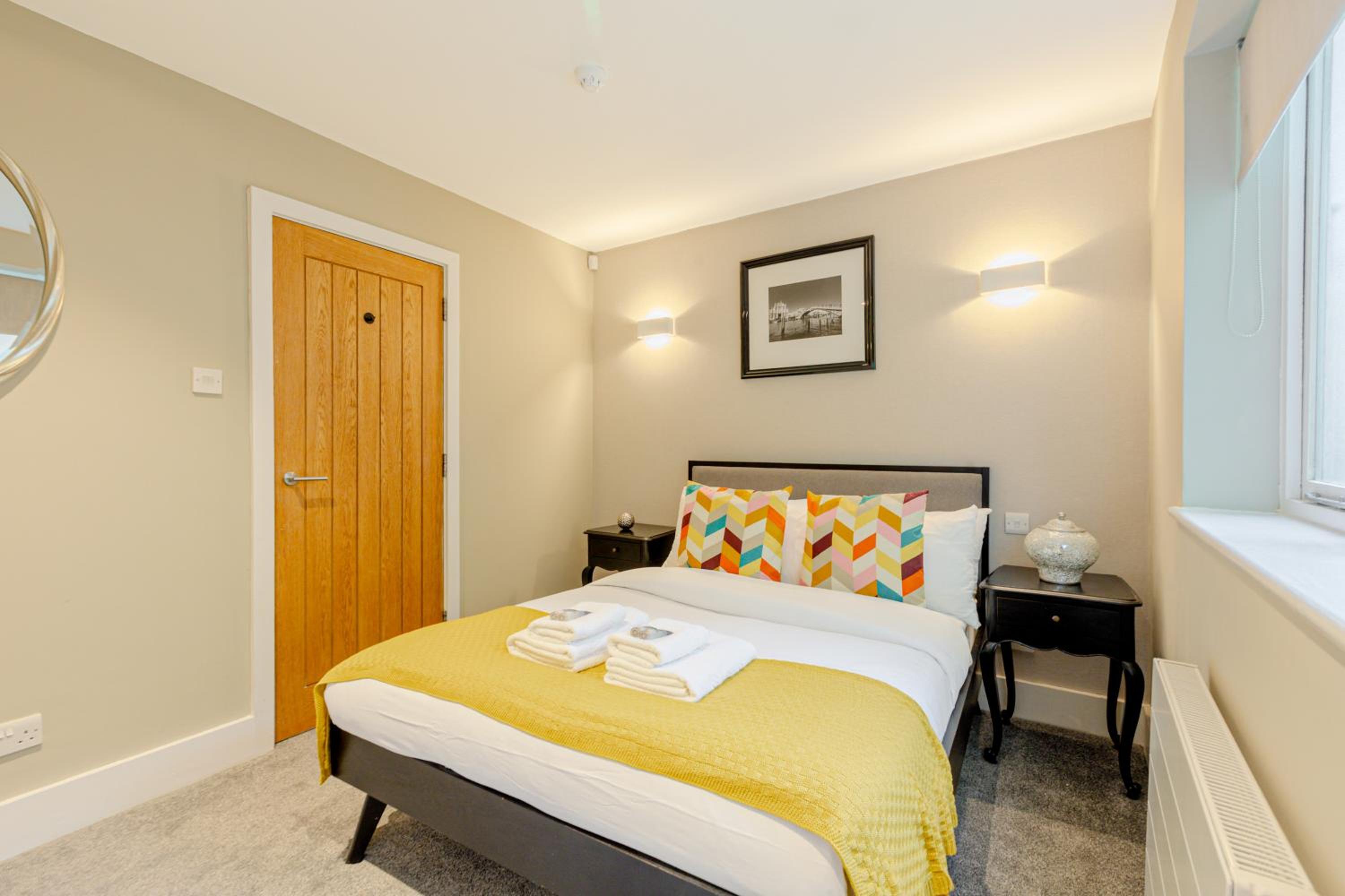 Fantastic Multilevel 3BR, Vibrant Angel, 5min Tube