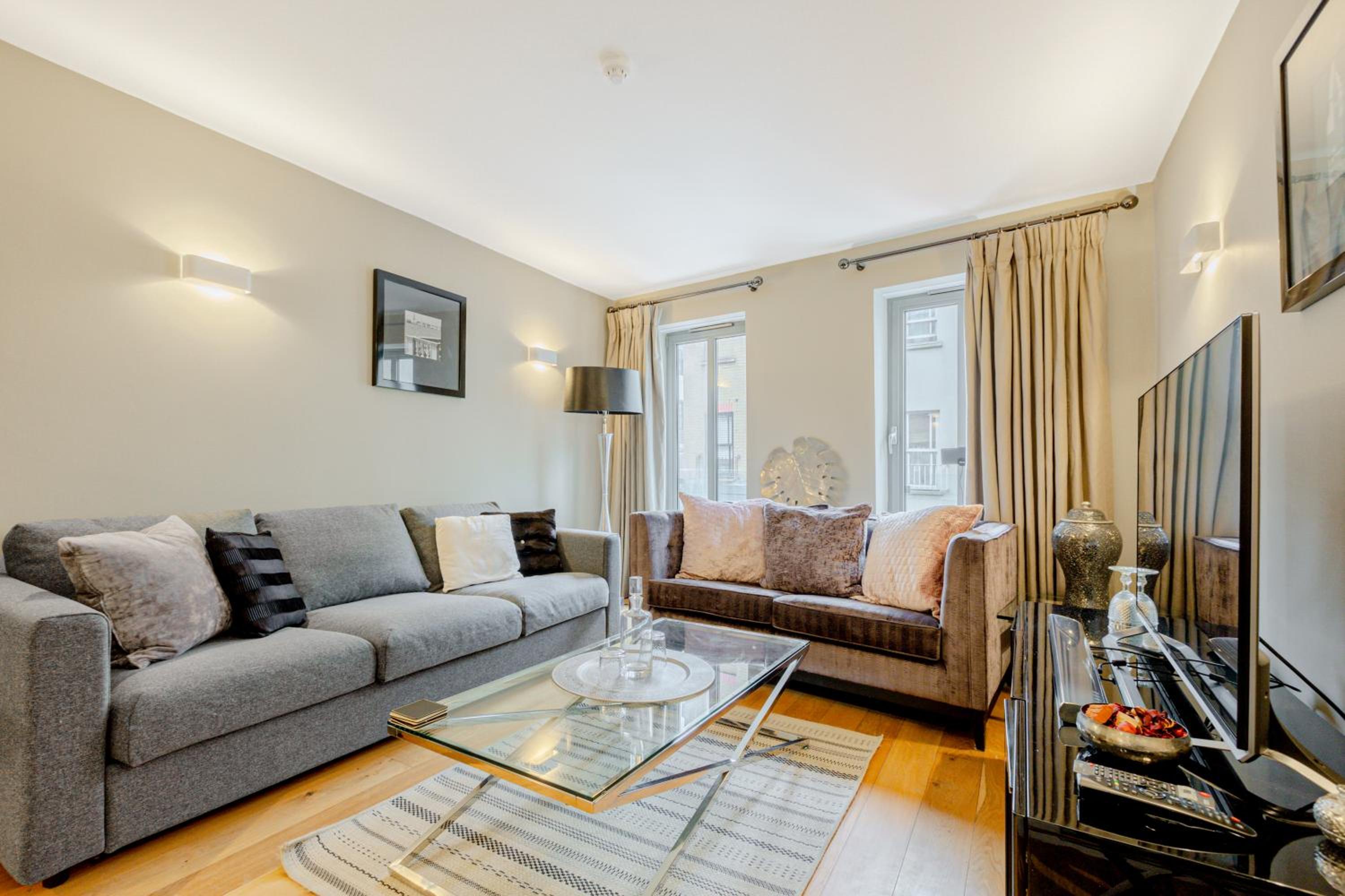 Fantastic Multilevel 3BR, Vibrant Angel, 5min Tube