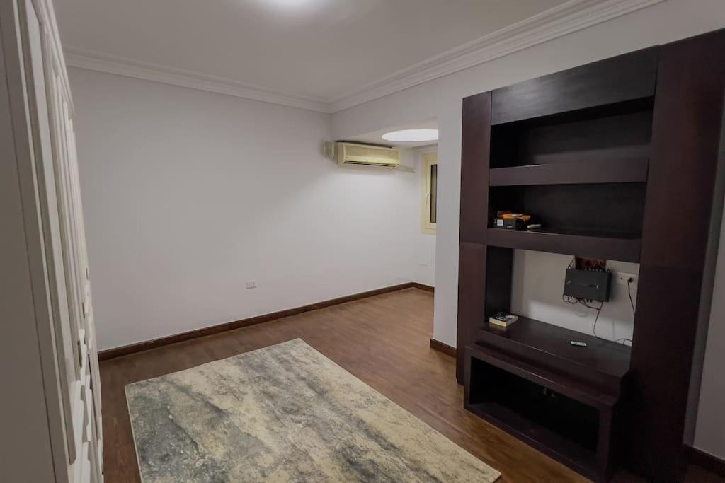 Zamalek Luxuriou Apt