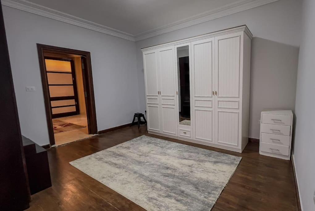 Zamalek Luxuriou Apt