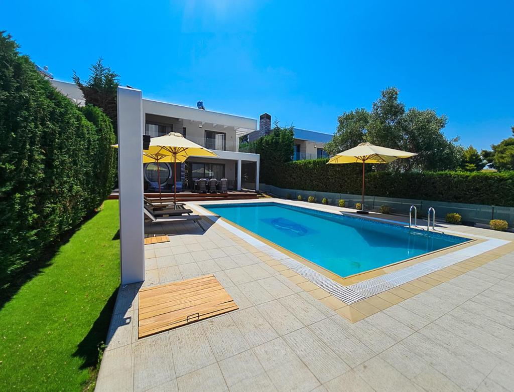 Luxurious 4-Bedroom Villa Anya with Private Pool in Kassandra, Halkidiki