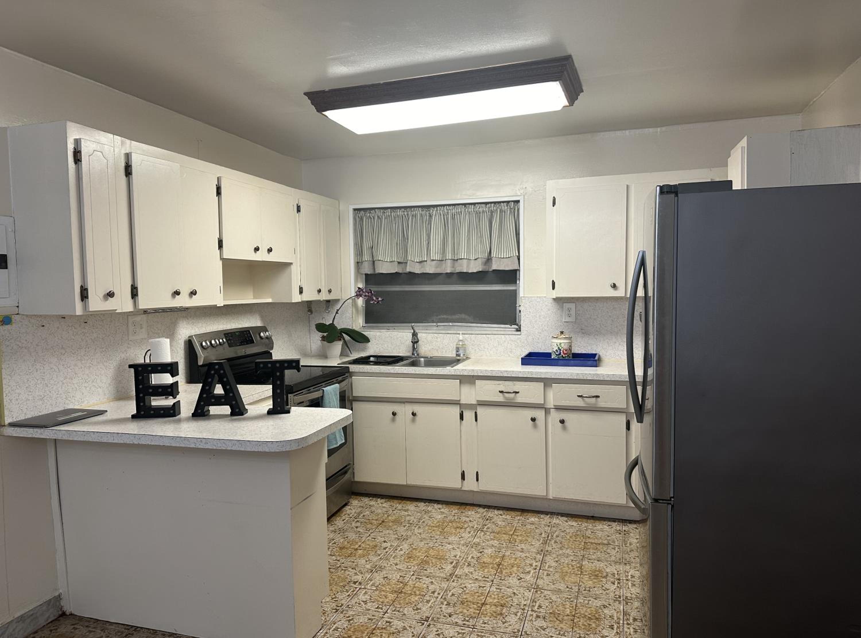 Tiny house WiFi and parking