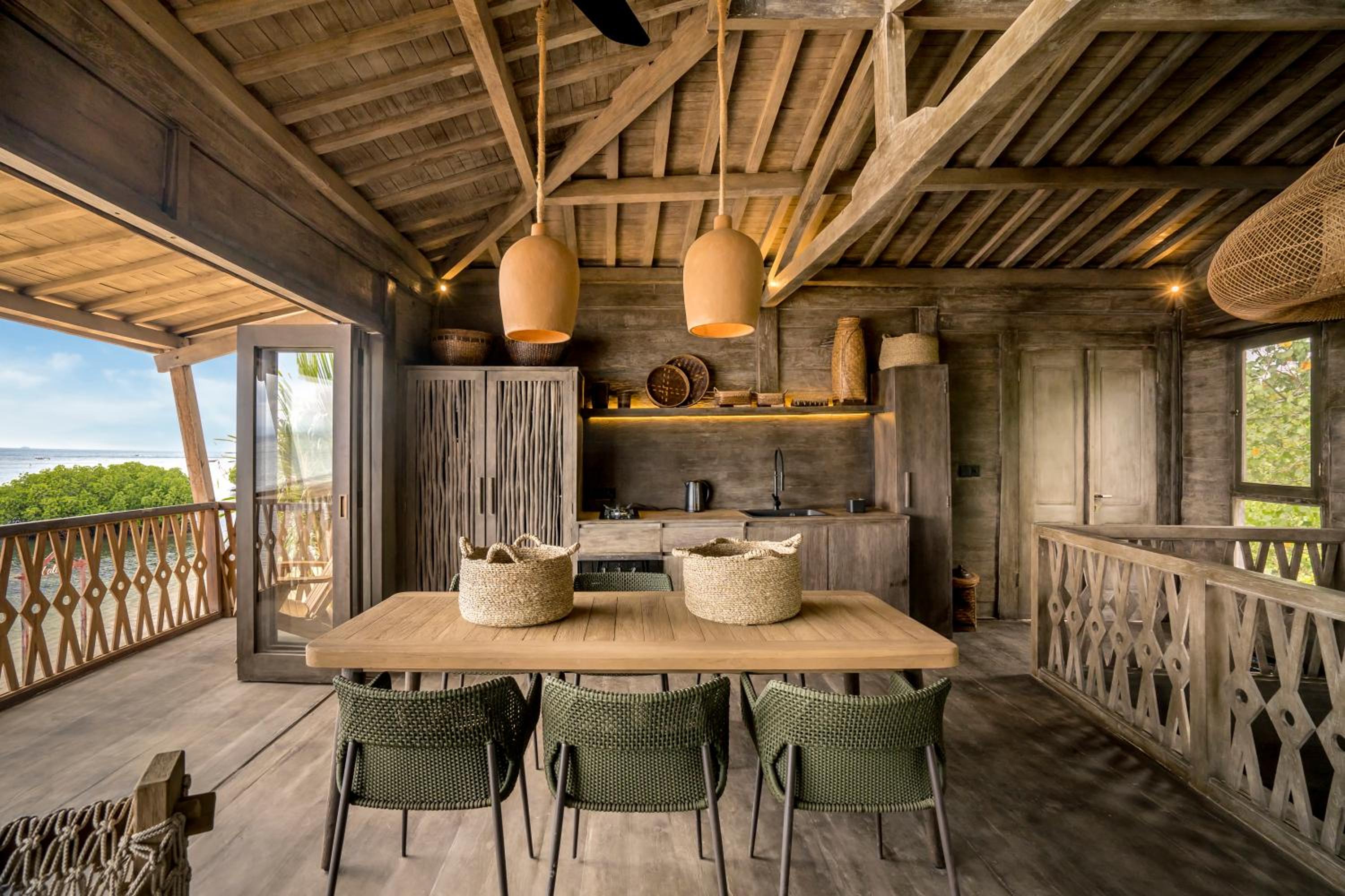 Sunset Beach Wood Villa by Alfred in Bali