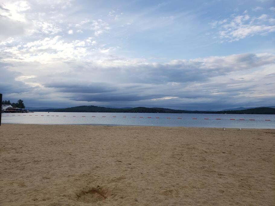 Lakefront Cottage on Beautiful Lake Winnipesaukee
