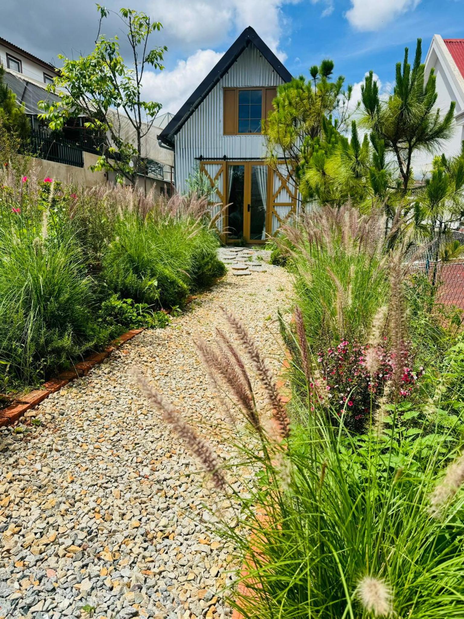 Pampas House