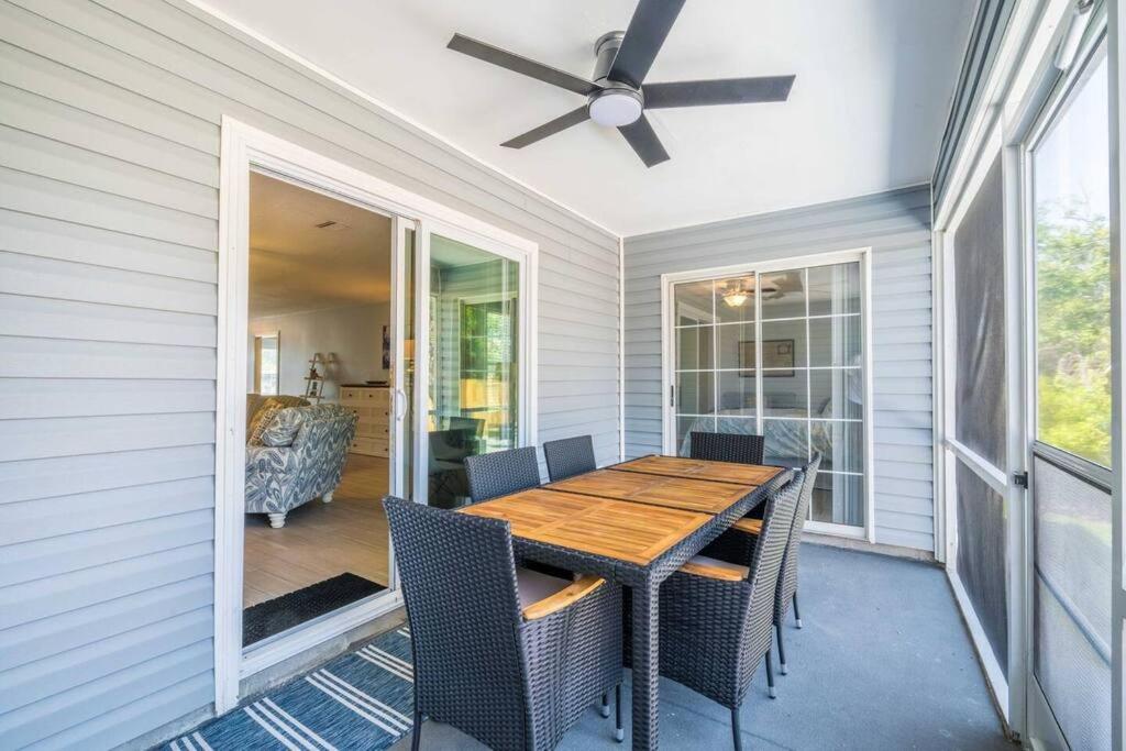 Stunning Beachfront Duplex! view 3