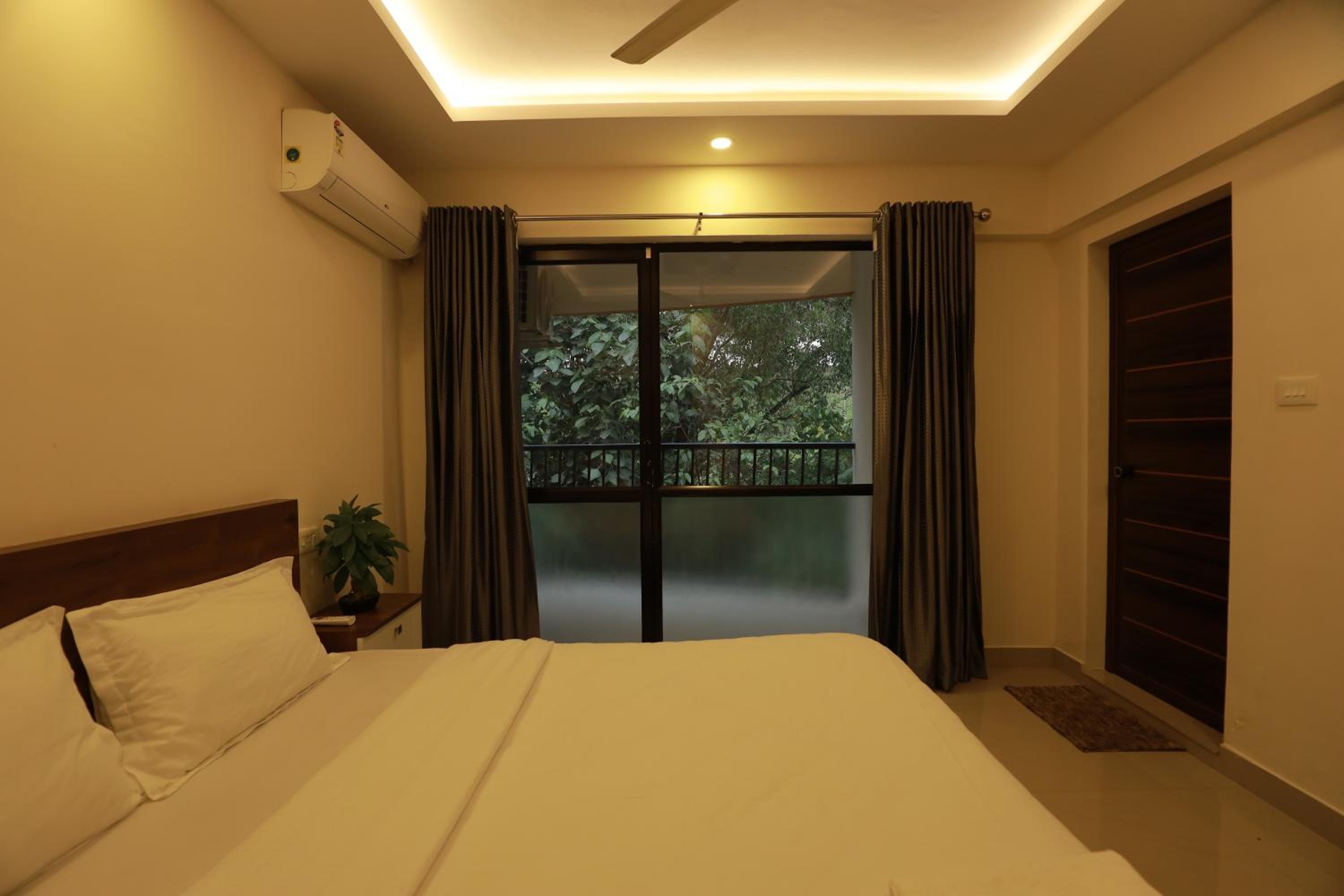 VVP Service Apartments & Airport Suits view 4