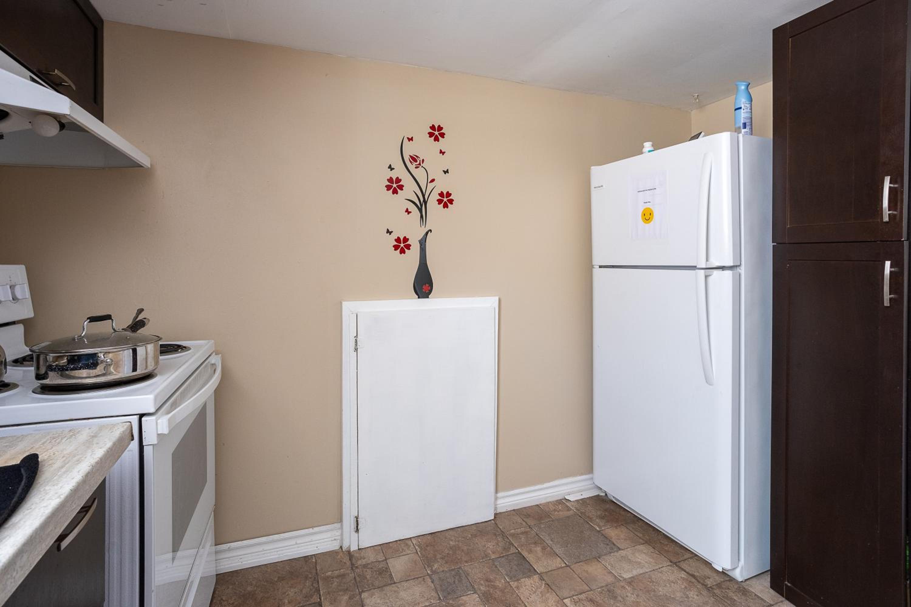 Private room with TVnetflix and free parking