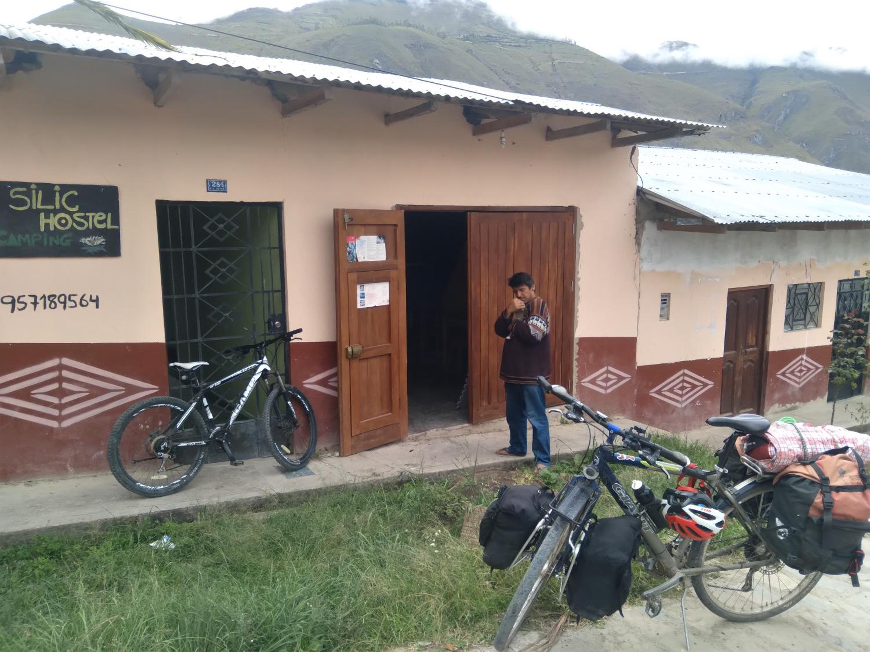 Silic Hostel Camping