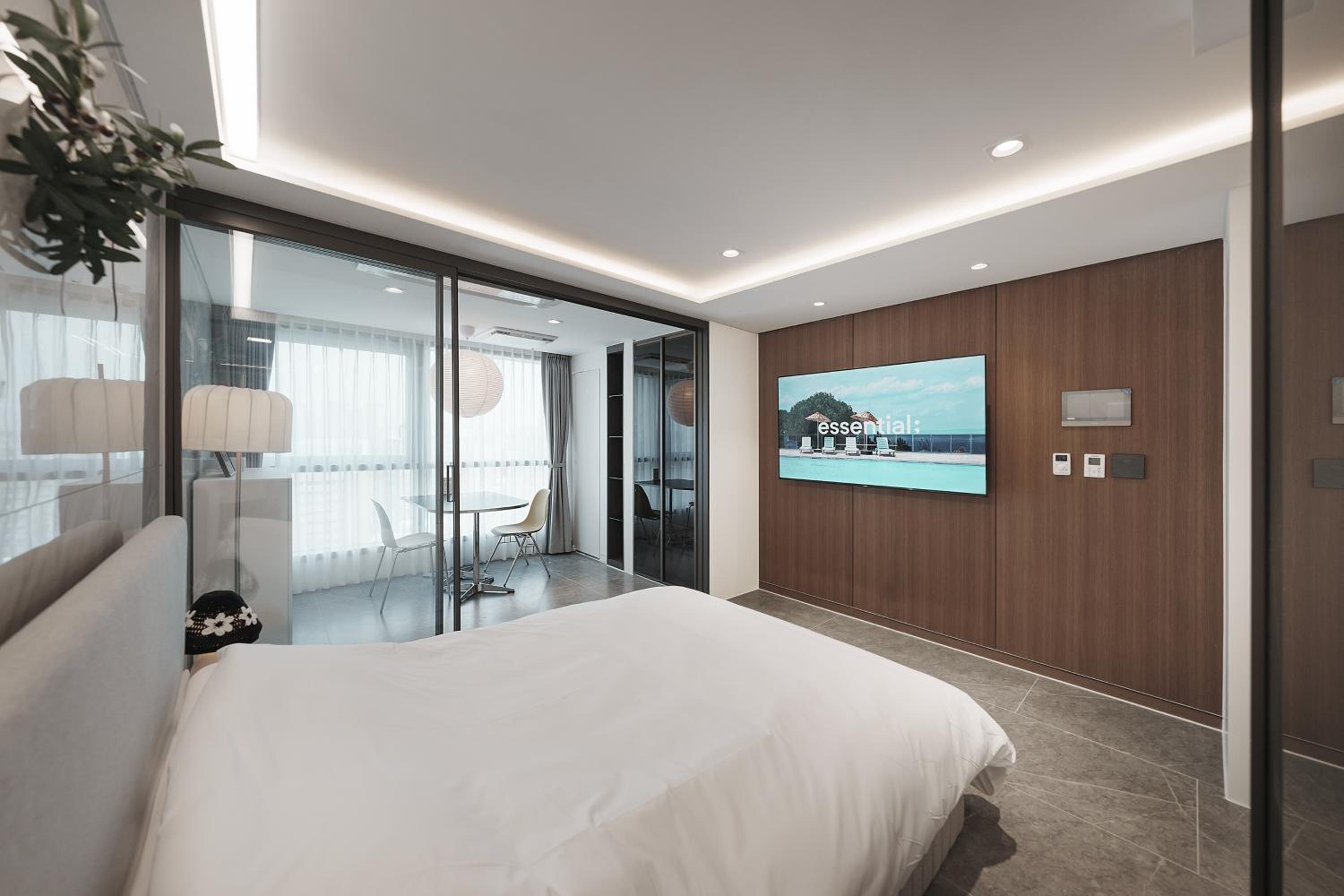 hotel room