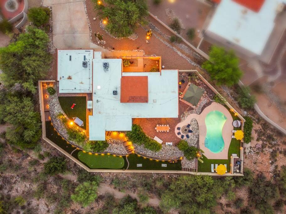 Hotel Tucasa - Private Backyard Resort - Theater - Image 1