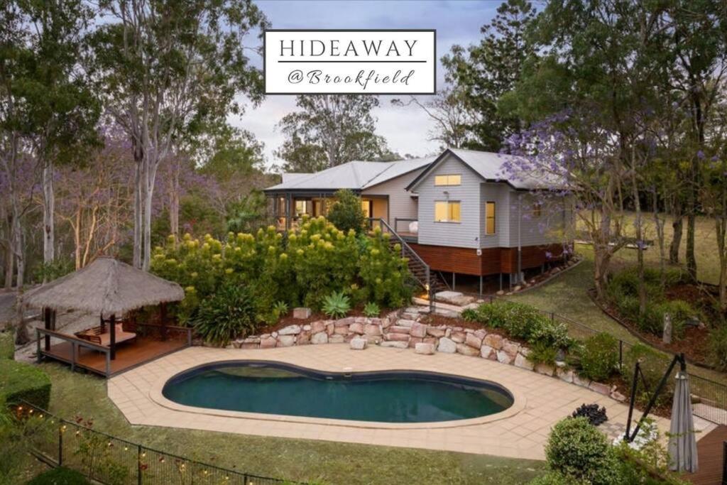 Hideaway at Brookfield Acreage Tennis Court Pool