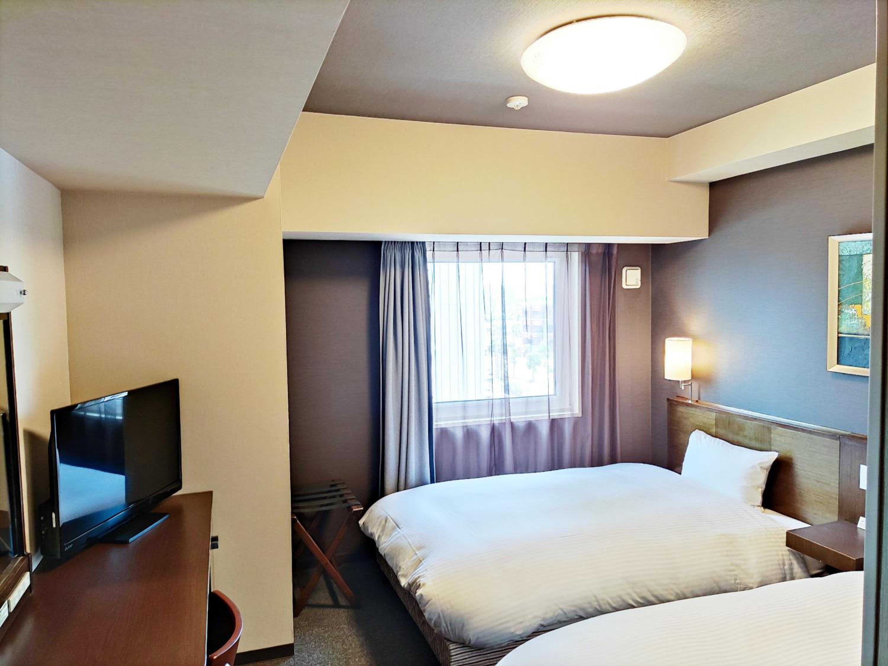 Hotel Route-Inn Gifuhashima Ekimae