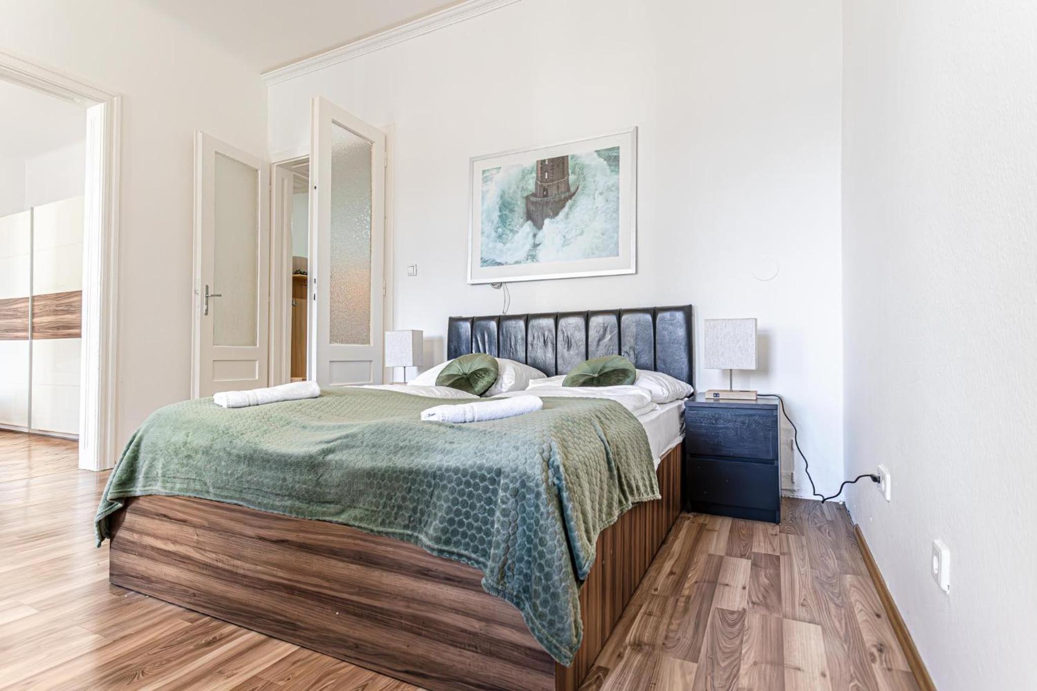 Rooms - 107