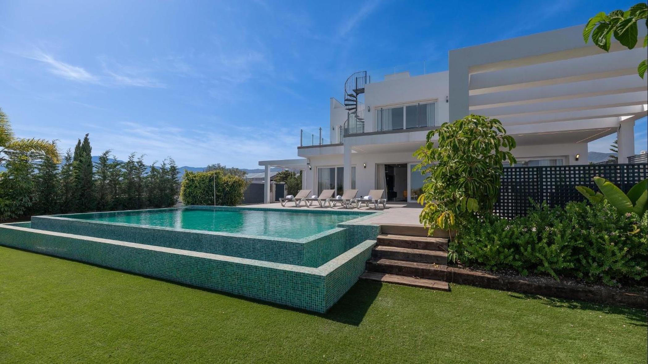 Villapadierna Solstice Sanctuary Villa