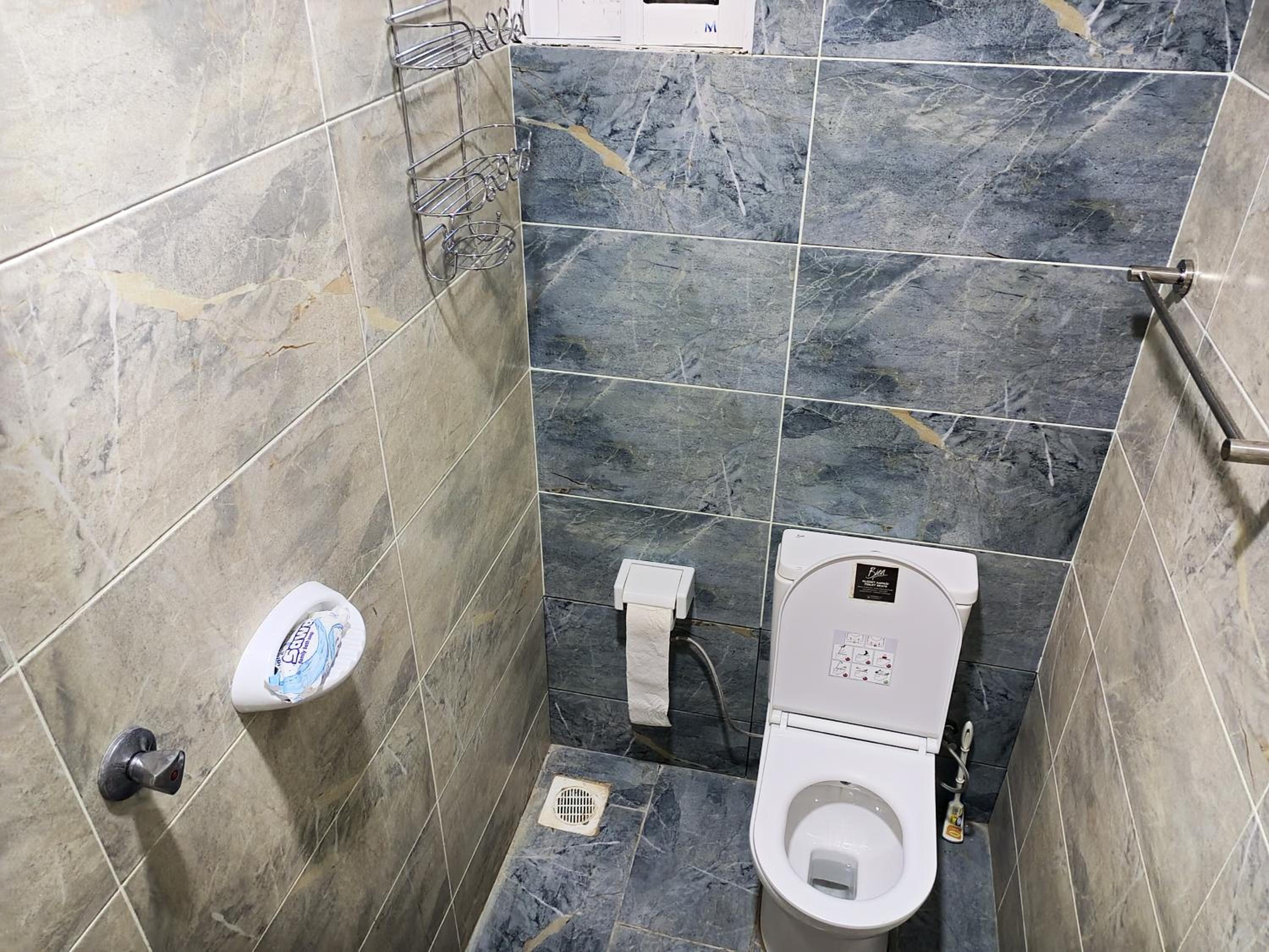 Spacious Two Bedroom Apartment In Mtwapa - Modern Amenities And Prime Location
