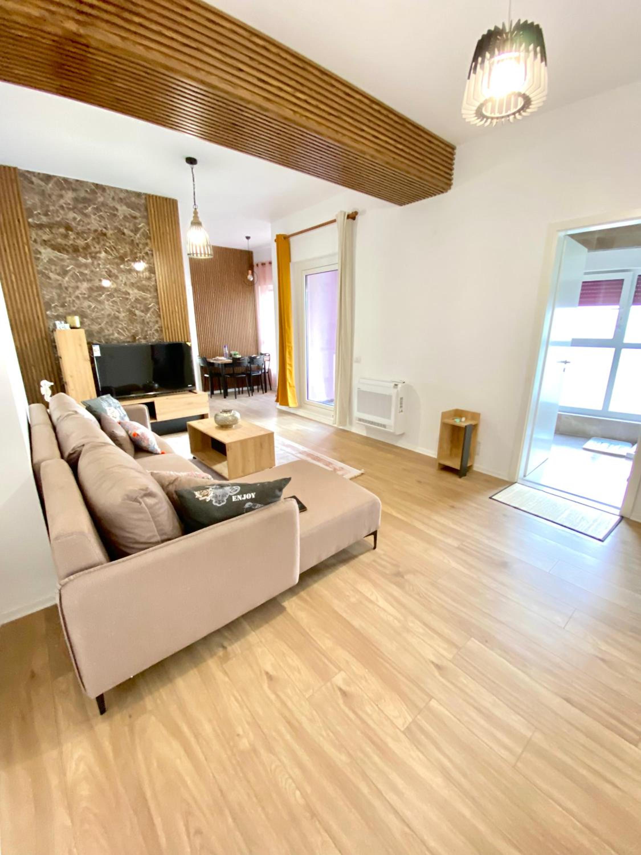 Cityscape Haven Apartment Tirana