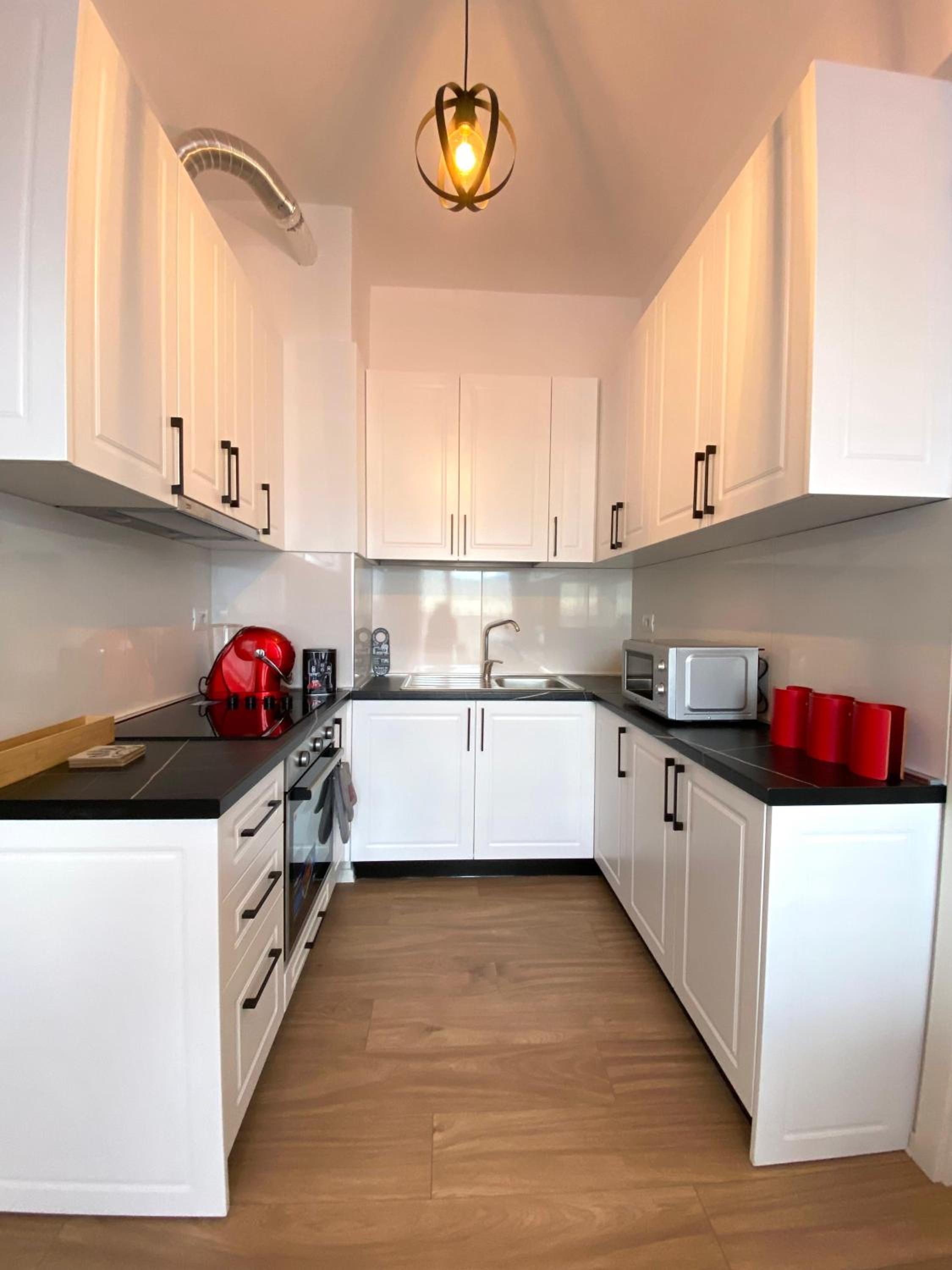 Cityscape Haven Apartment Tirana