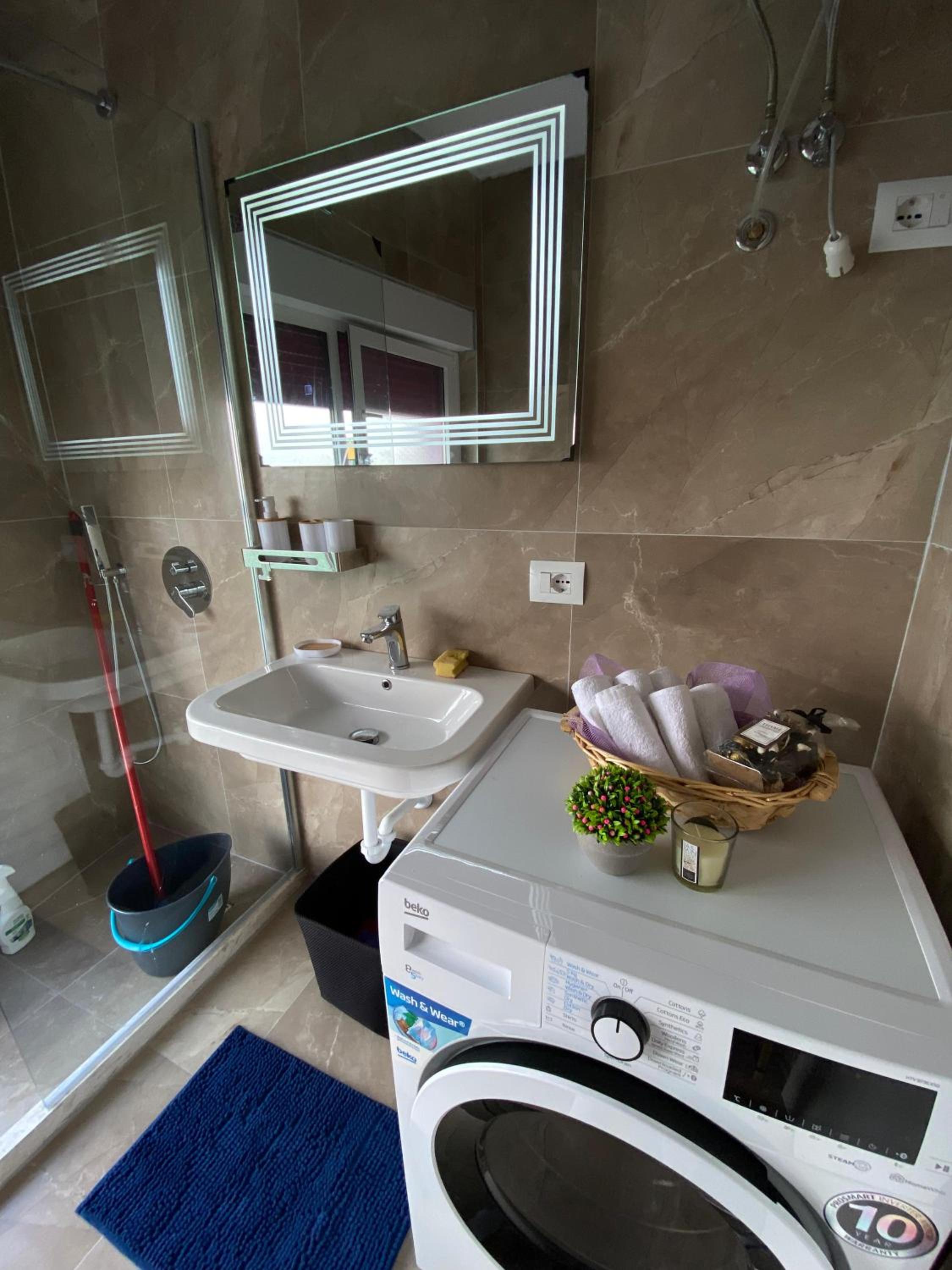Cityscape Haven Apartment Tirana