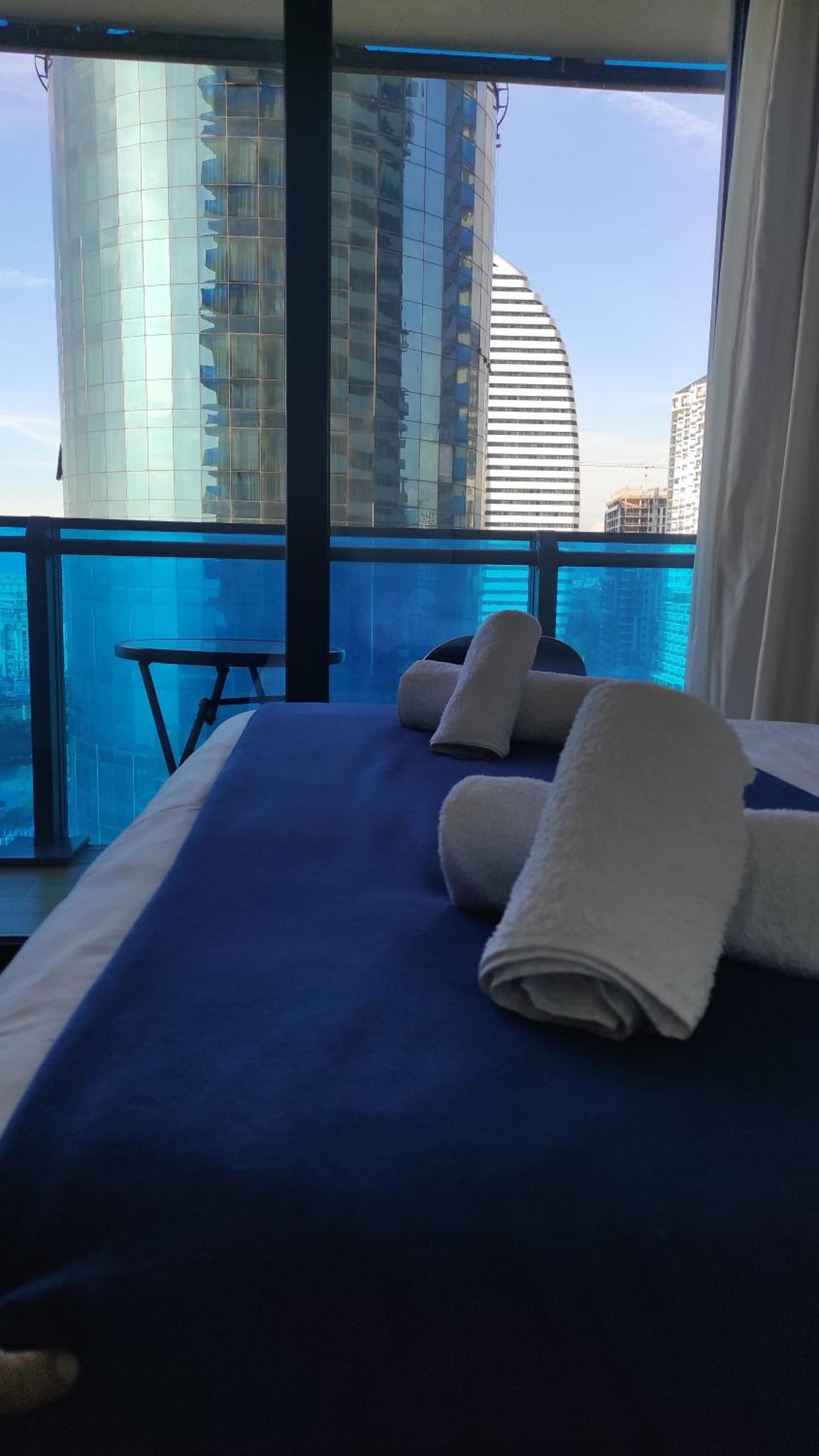 Double room sea view en Angisa