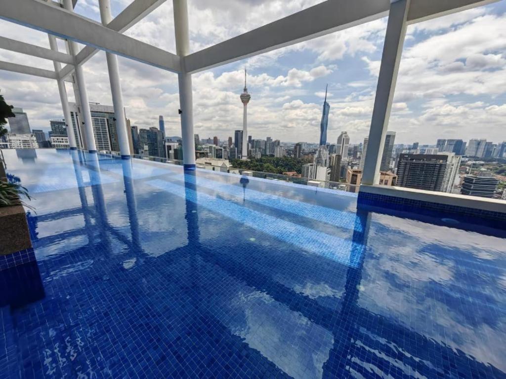 Colony by uBook