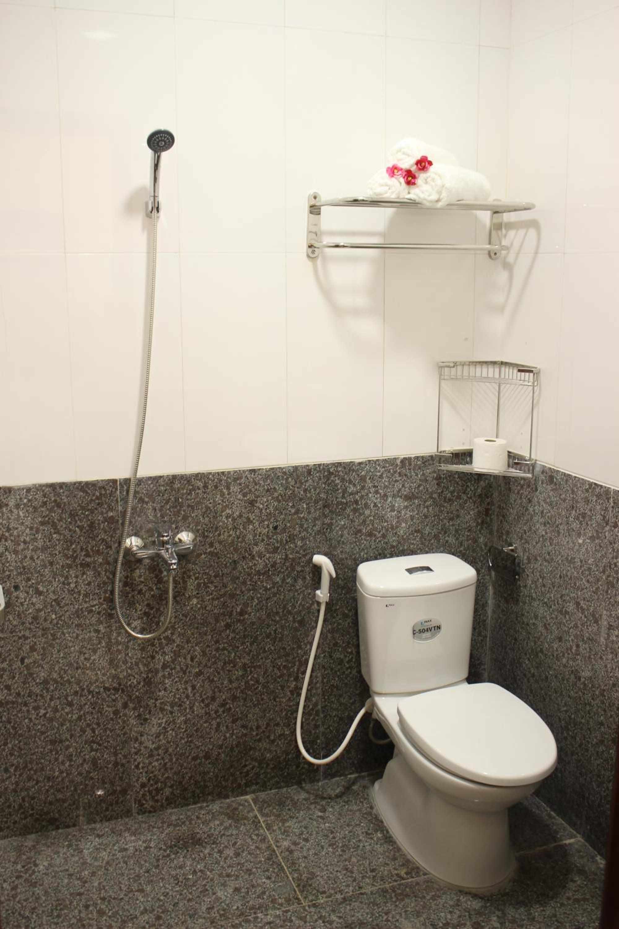 Photo 10