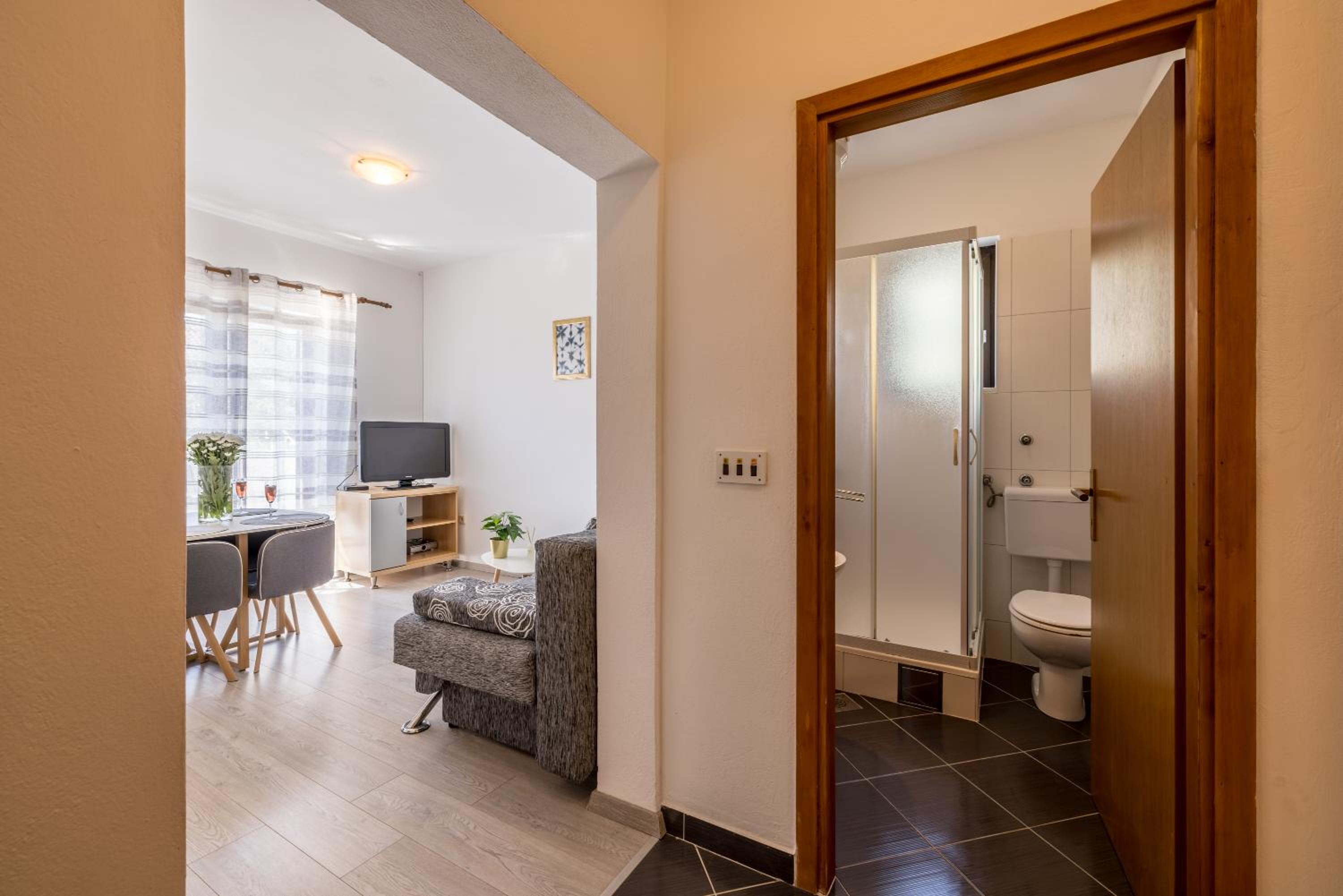 Holiday House Krishto