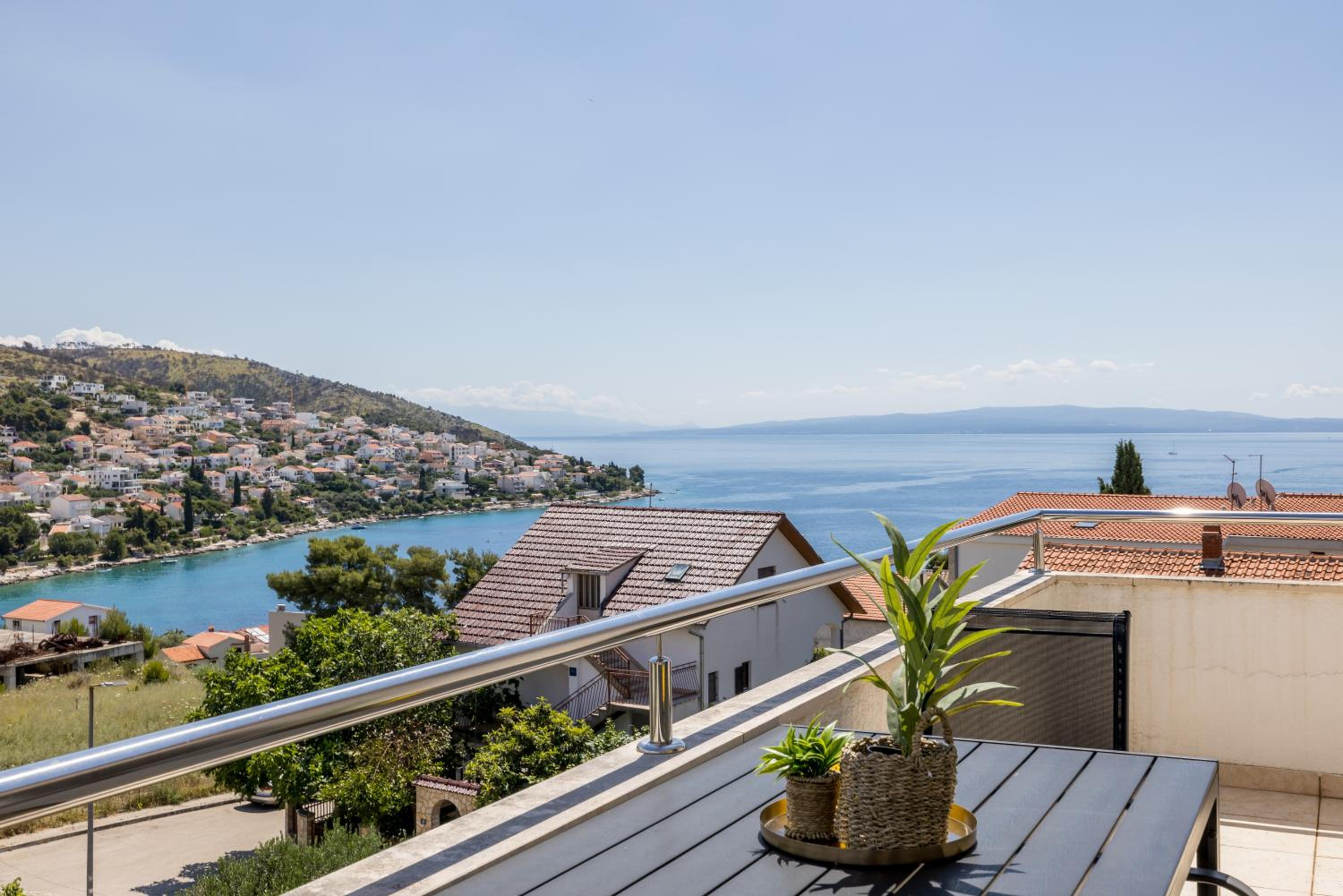 Holiday House Krishto