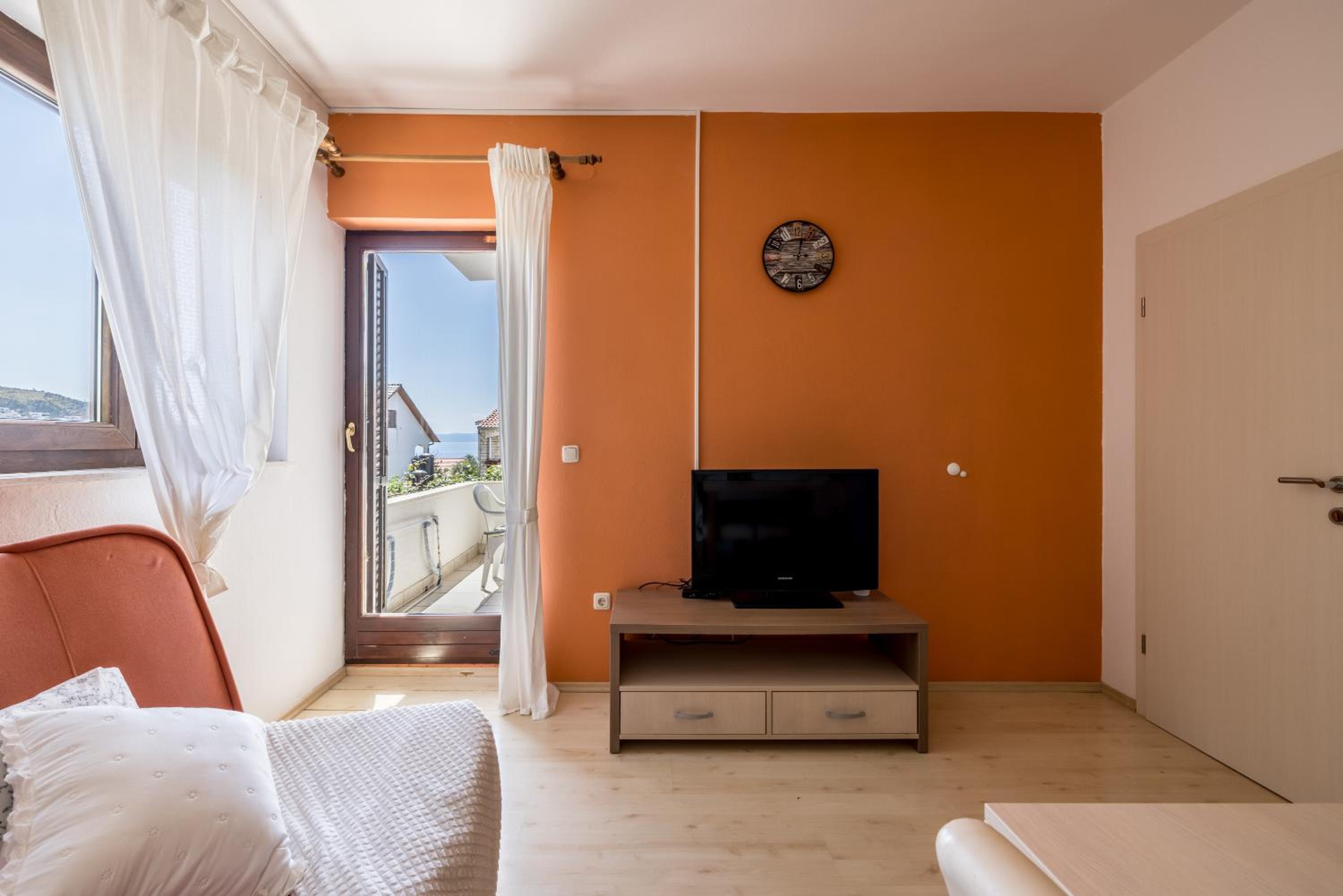 Holiday House Krishto