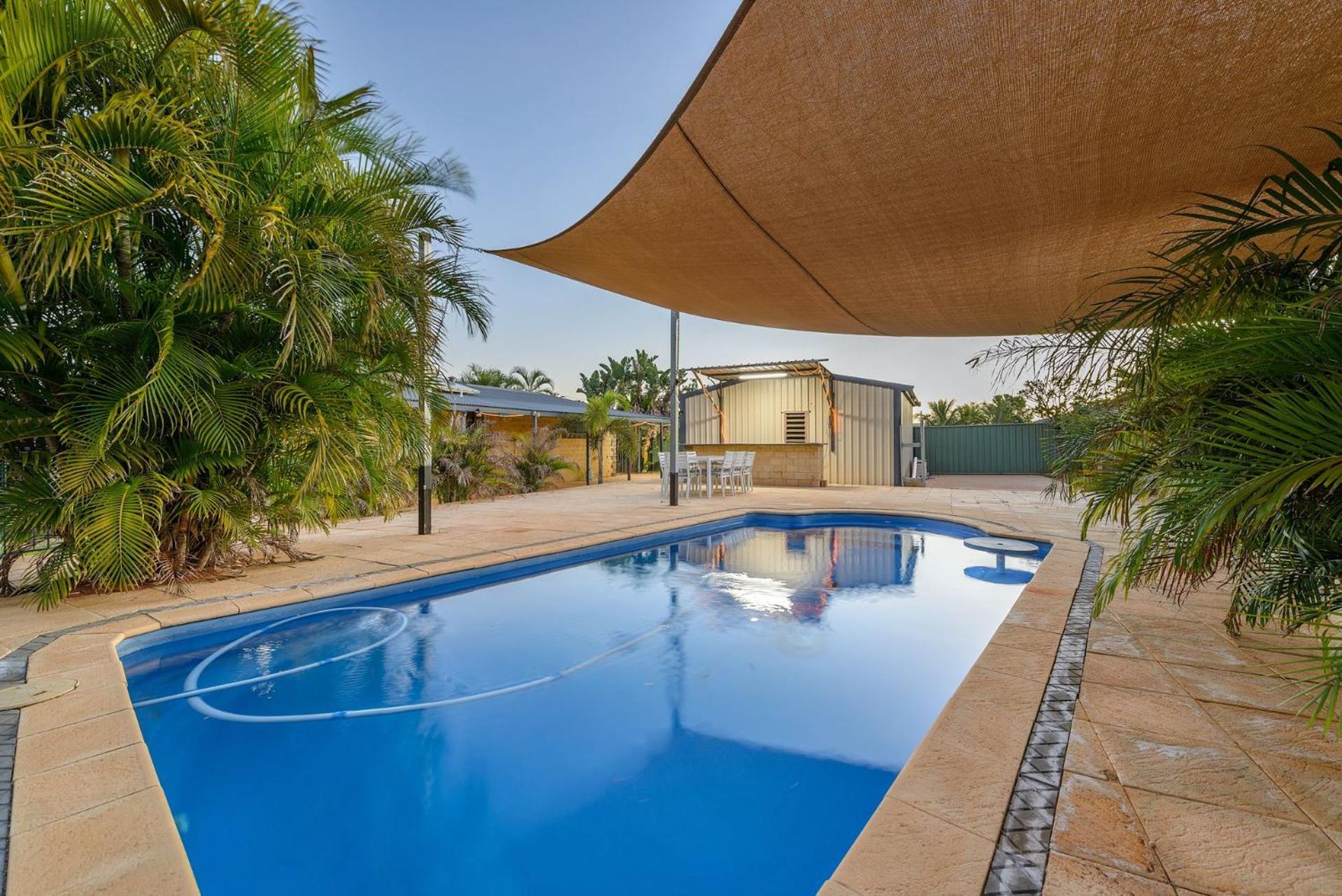 79 Nimitz Street - Pool and Pet Friendly