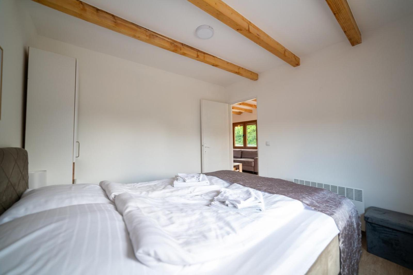 Sweet Home Visoko FREE PARKING, AC, RENT A CAR
