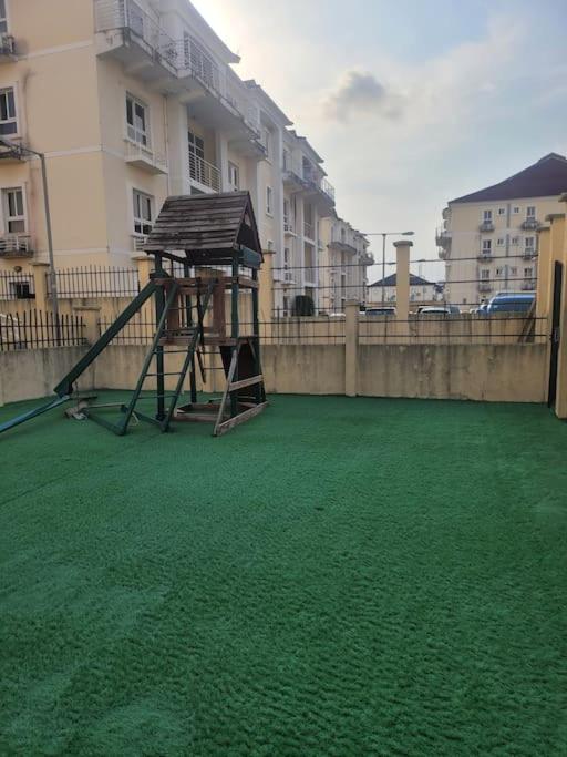 Cozy 3-bedroom 24hours Power and Wifi view 4
