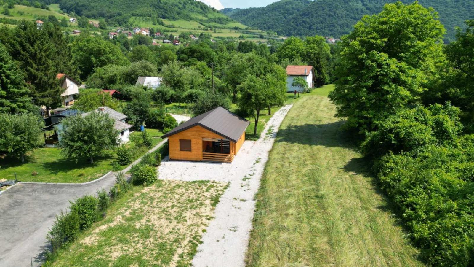 Sweet Home Visoko FREE PARKING, AC, RENT A CAR