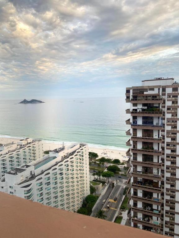 Real Apartments 254 - Barramares flat de alto padrão vista espetacular