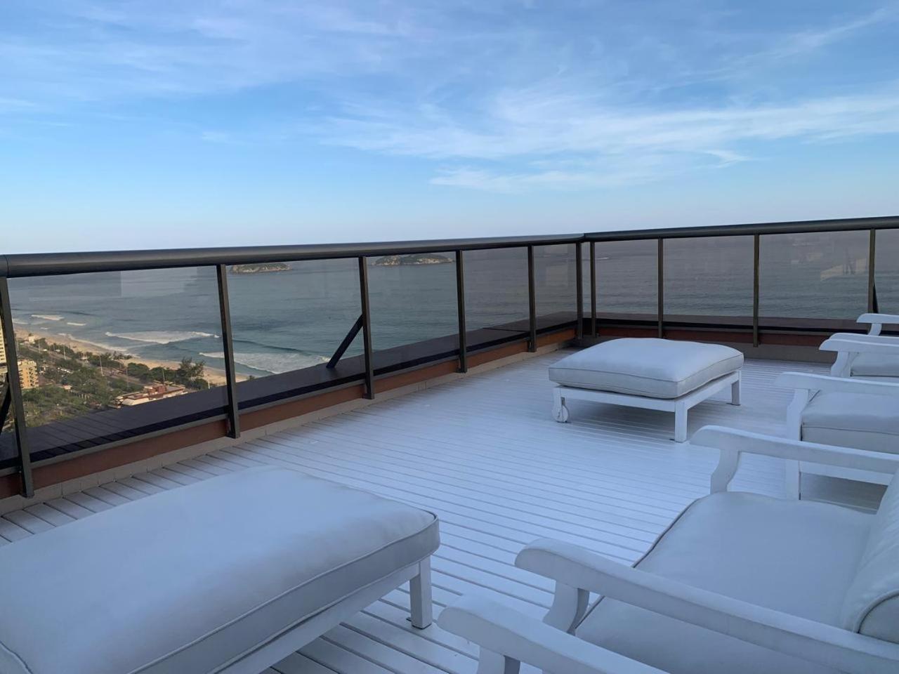 Real Apartments 254 - Barramares flat de alto padrão vista espetacular
