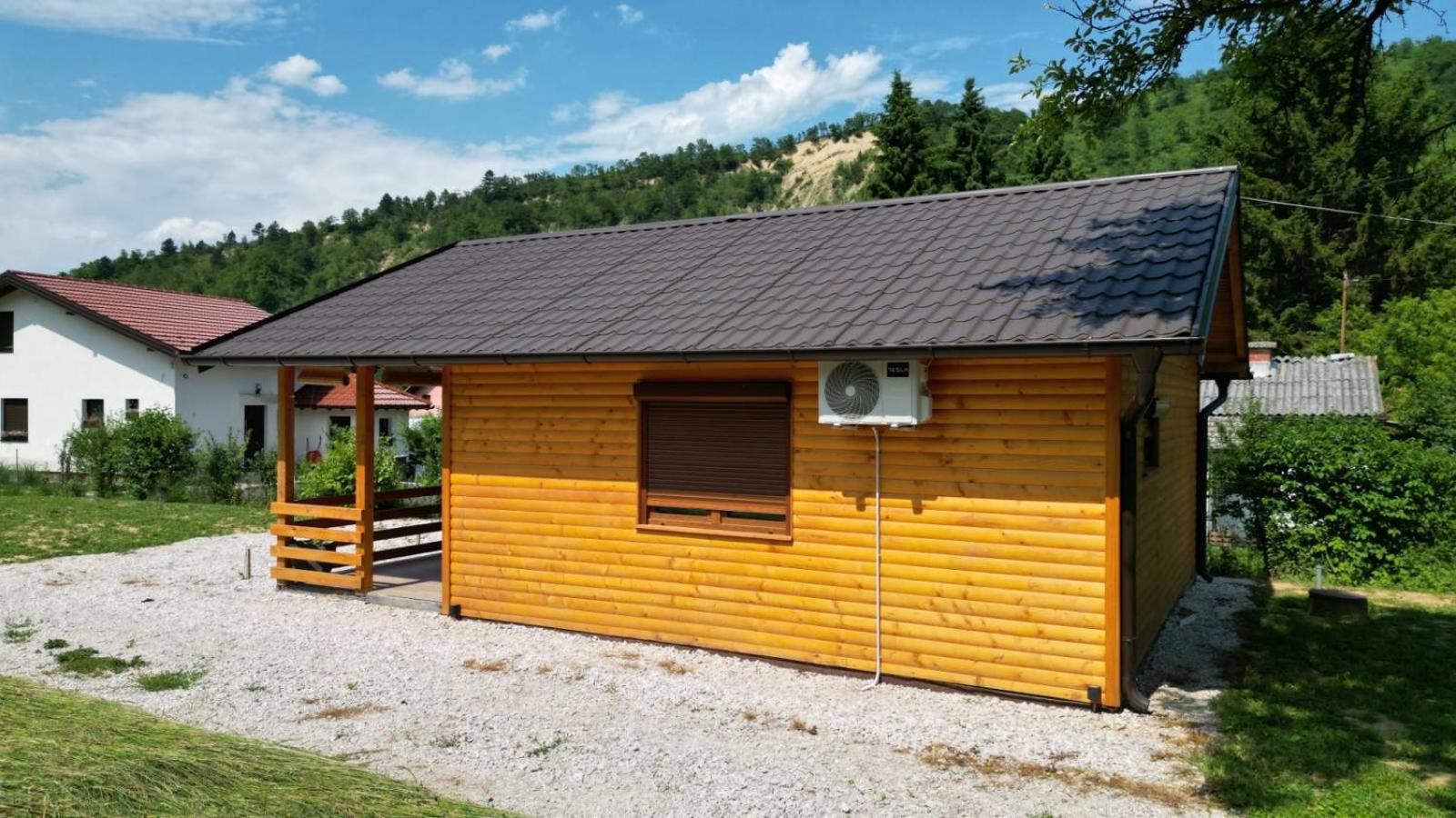 Sweet Home Visoko FREE PARKING, AC, RENT A CAR