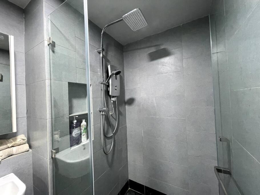 Oceanview Oasis Suite Jesselton Quay 海景优雅豪华公寓 photo 4