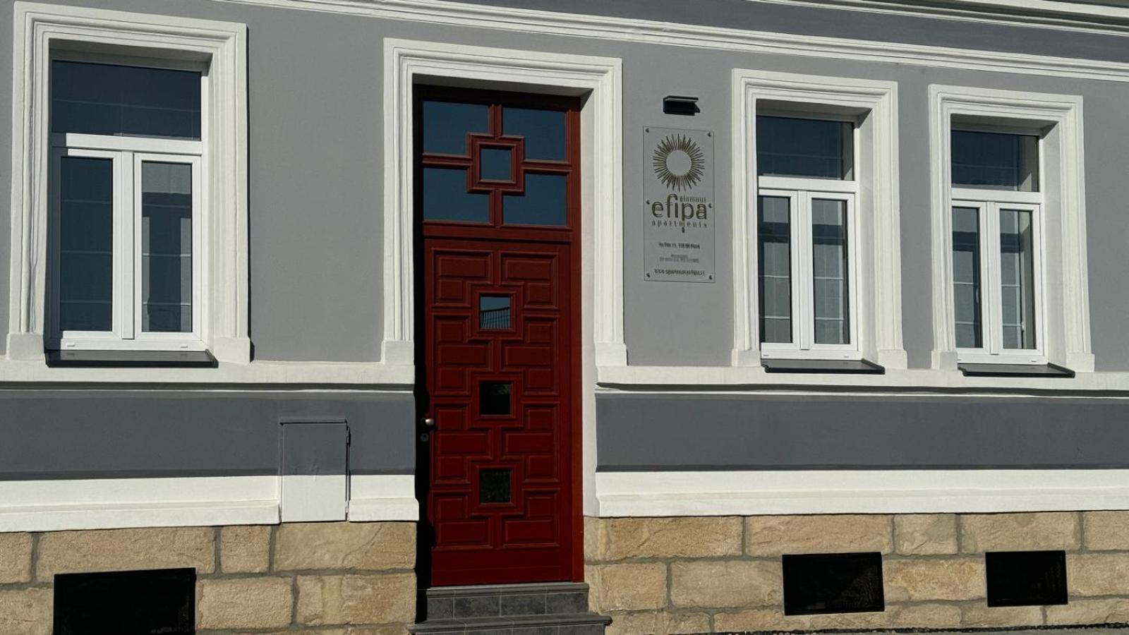 EFIPA Glamour Apartments