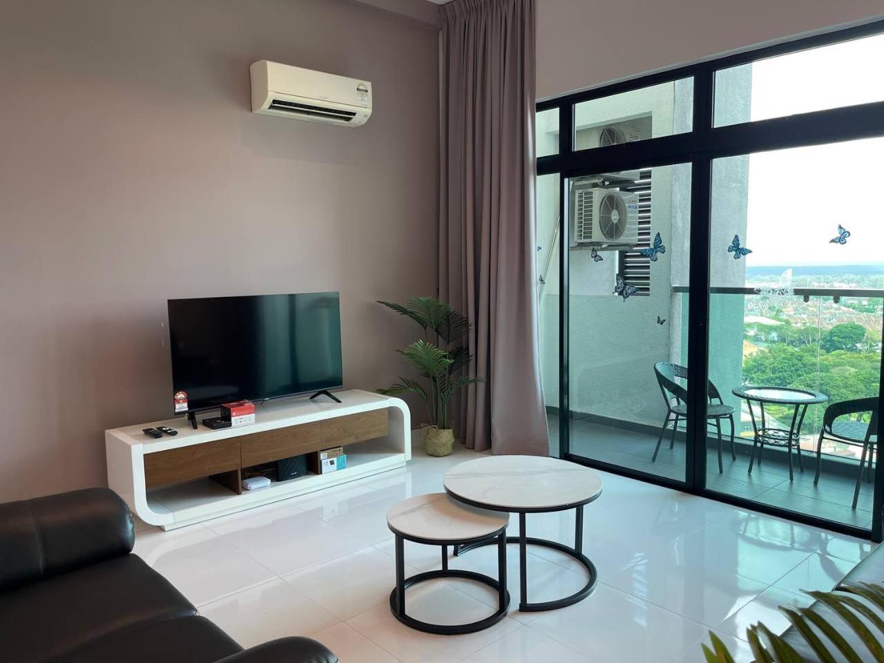 3Bed2Bath SkyLoft Bukit Indah JB