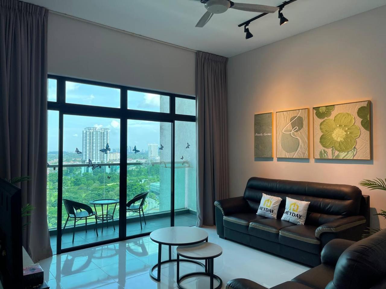 3Bed2Bath SkyLoft Bukit Indah JB